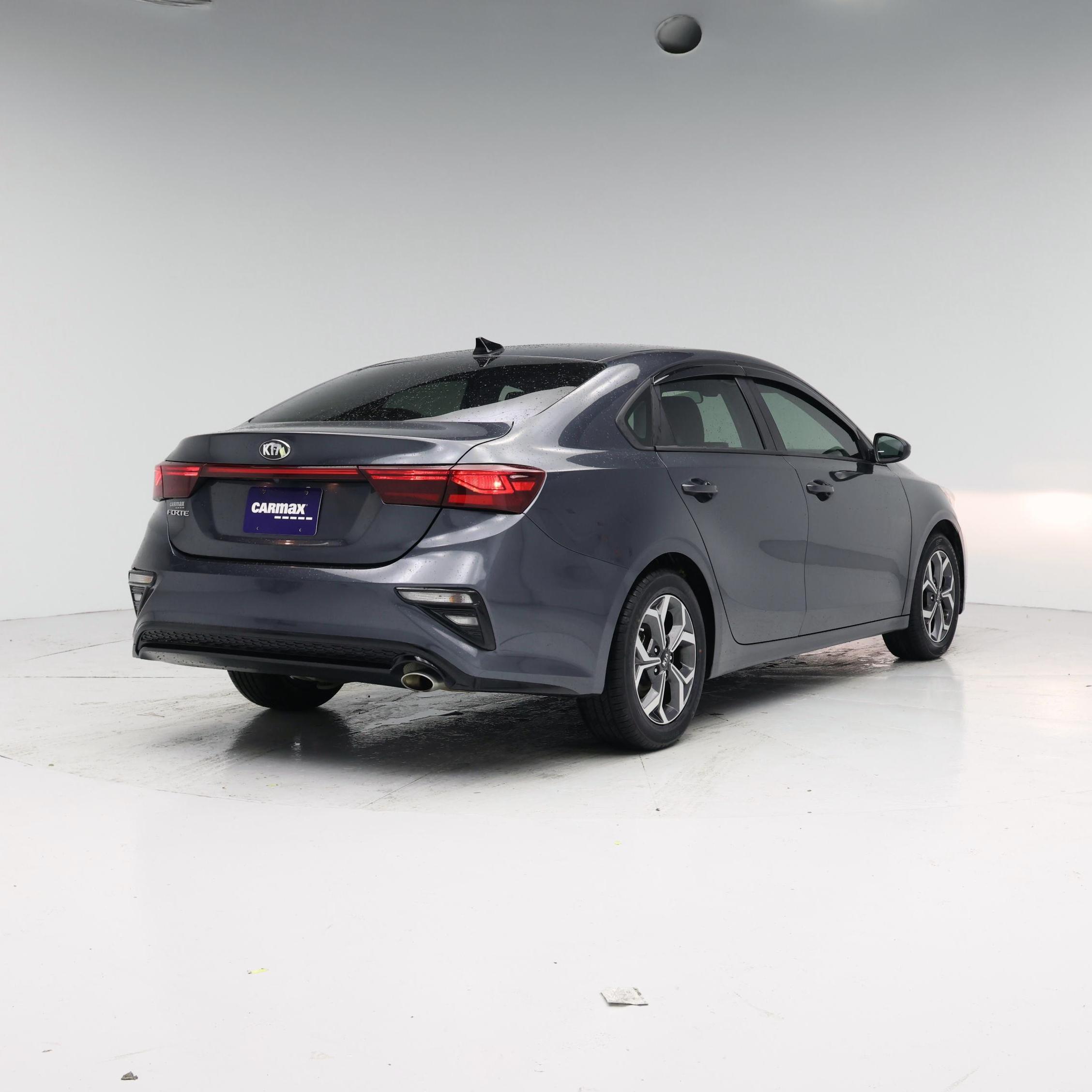 Thumbnail: 2020 Kia Forte - 8
