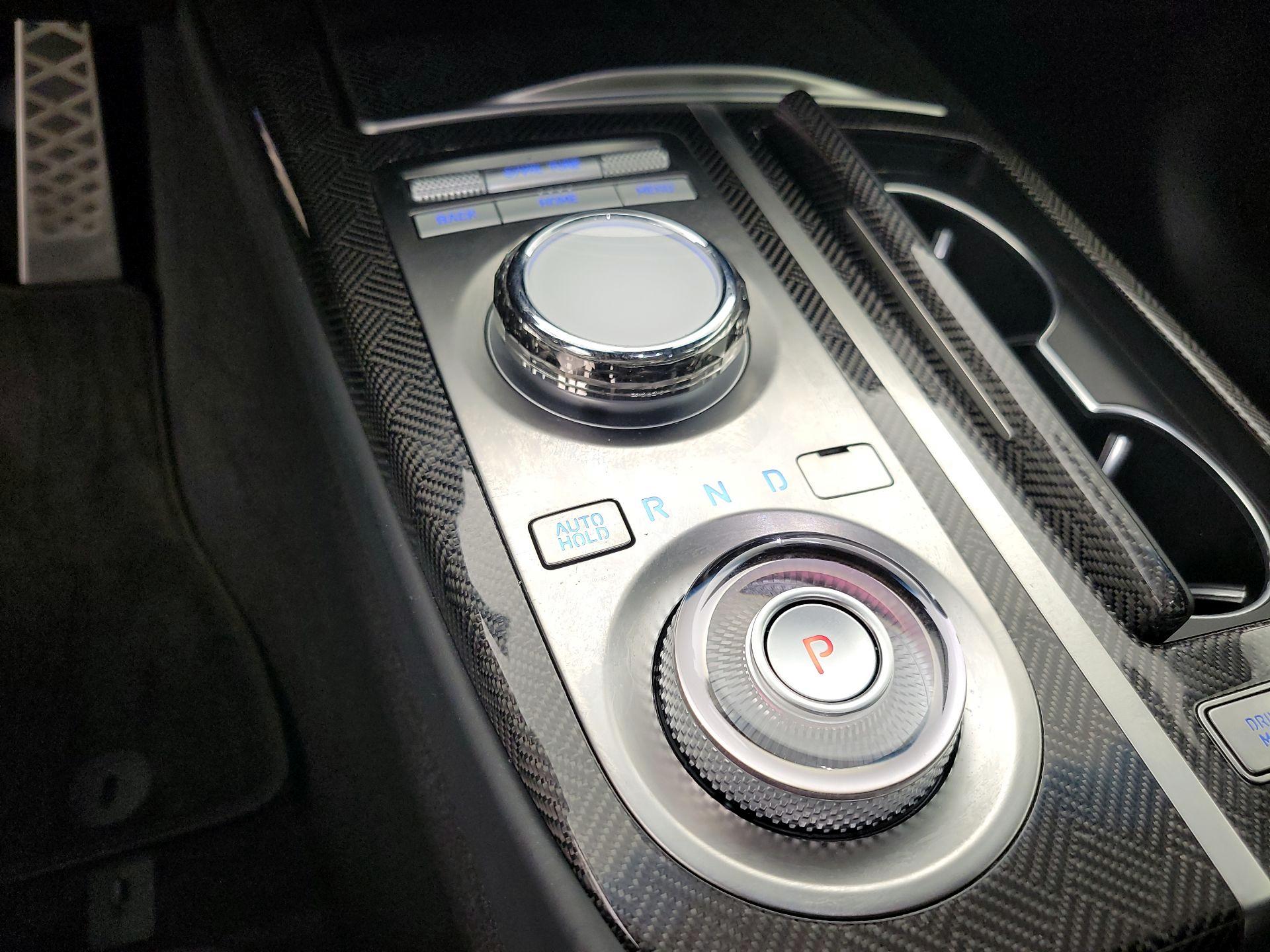 Thumbnail: 2024 Genesis G80 - 18
