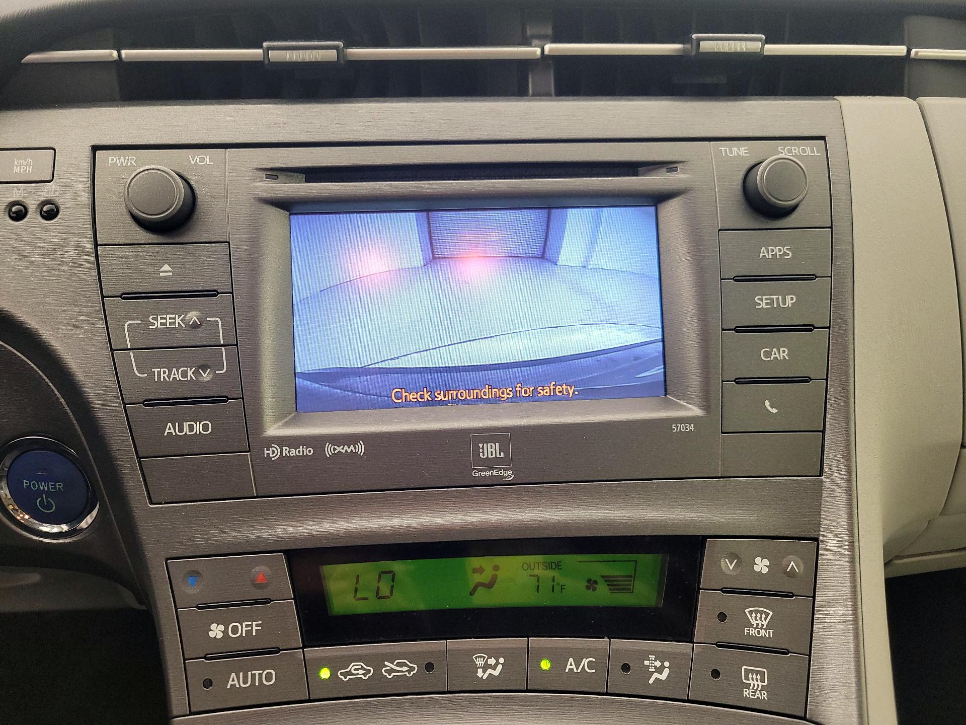 Thumbnail: 2015 Toyota Prius - 15