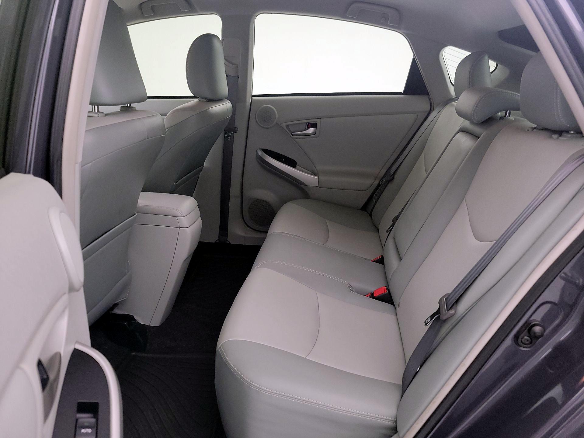 Thumbnail: 2015 Toyota Prius - 20