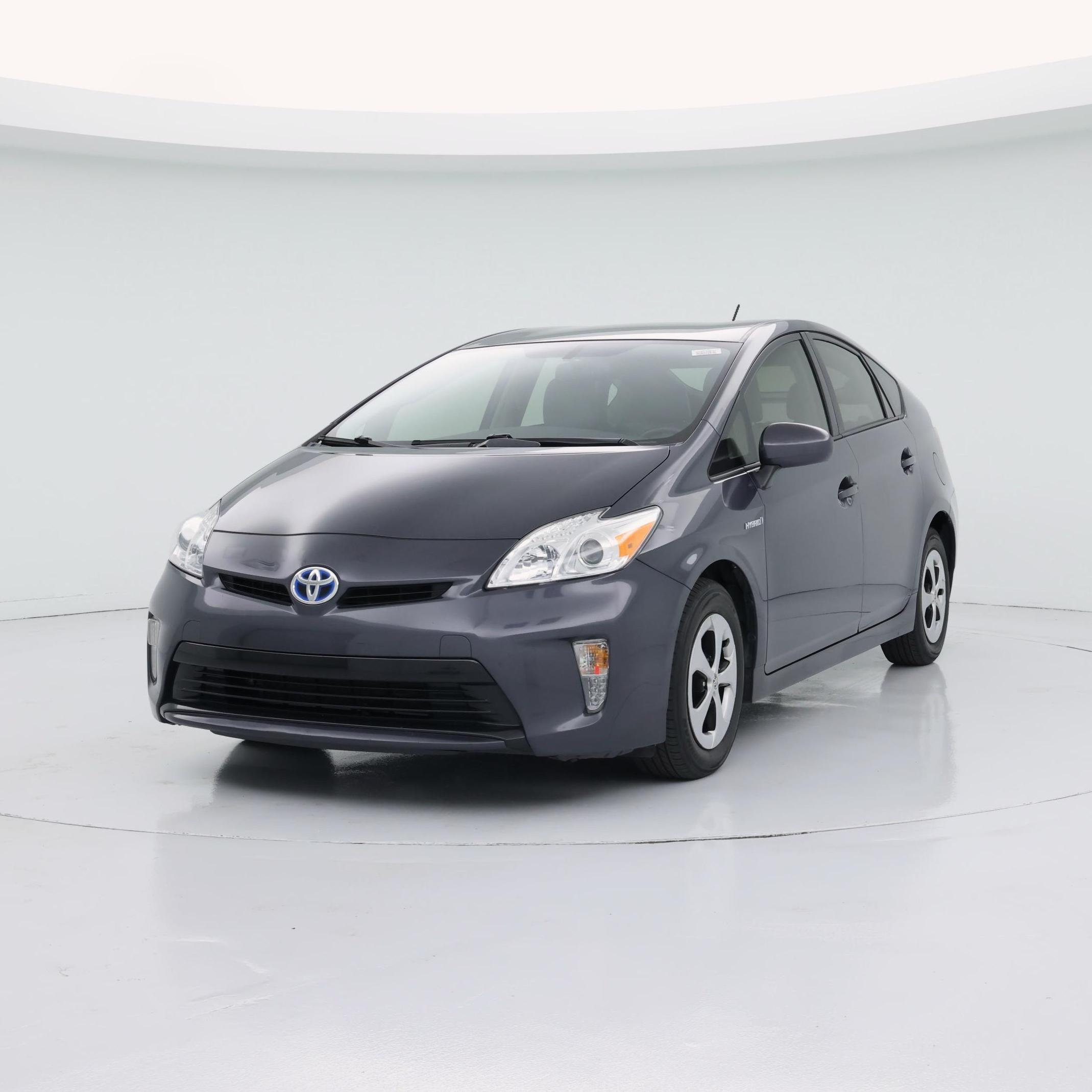 Thumbnail: 2015 Toyota Prius - 4