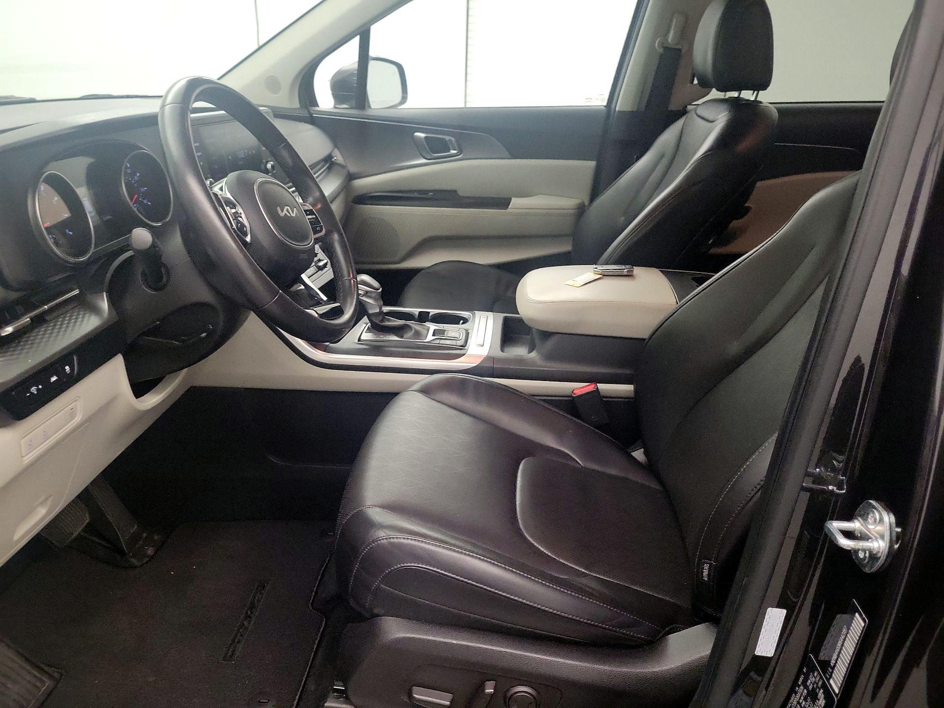 Thumbnail: 2024 Kia Carnival - 11