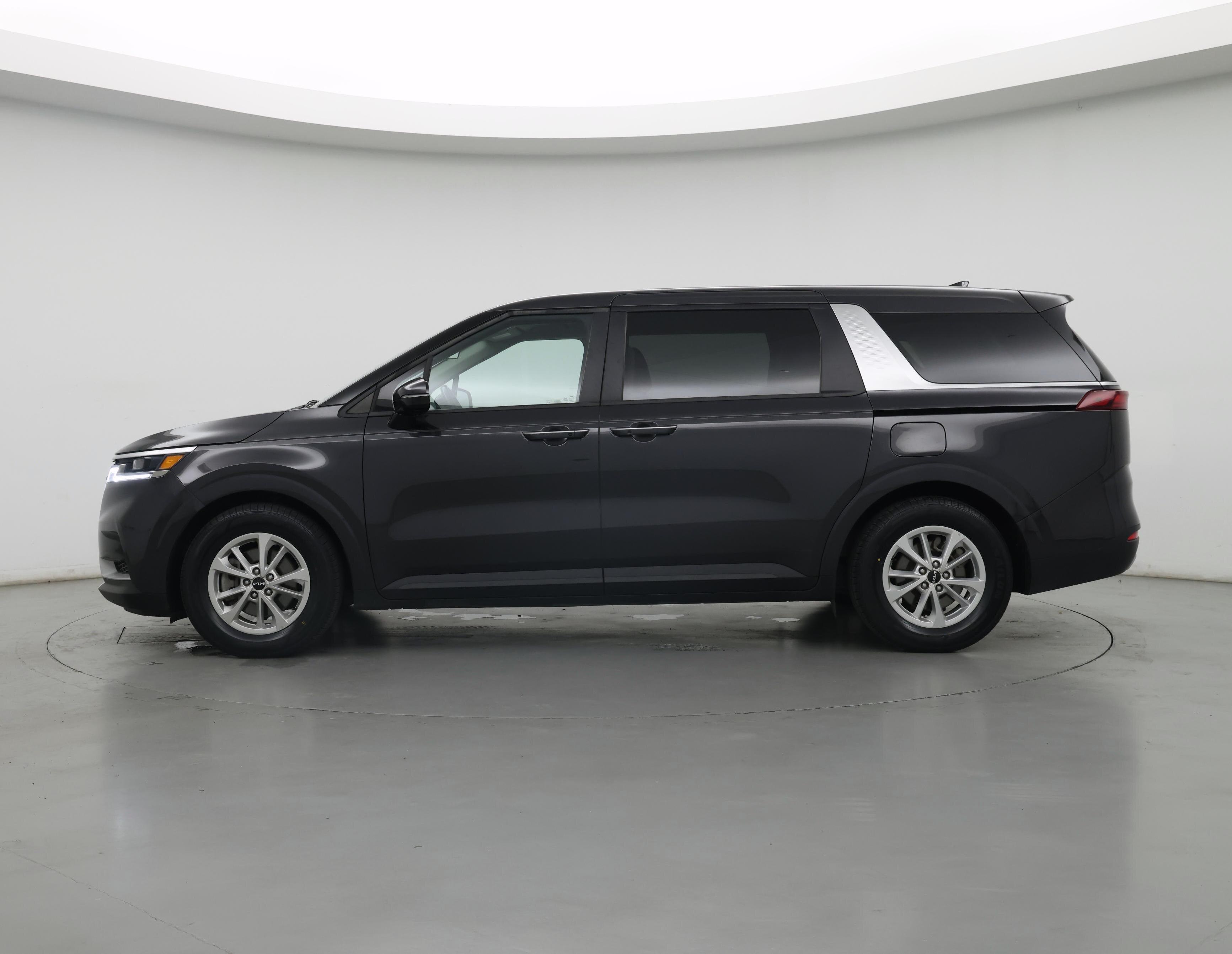 Thumbnail: 2024 Kia Carnival - 3