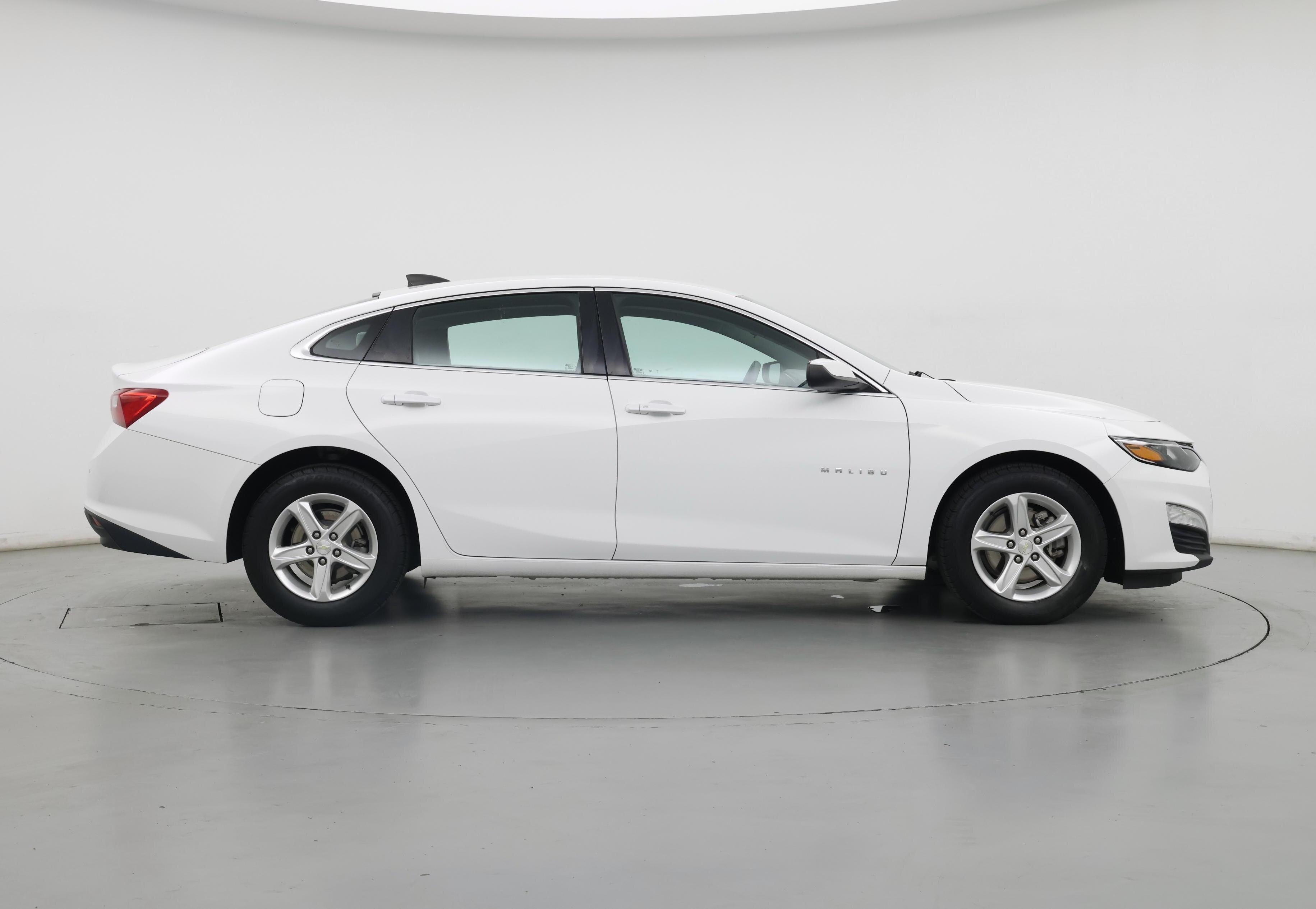Thumbnail: 2020 Chevrolet Malibu - 7
