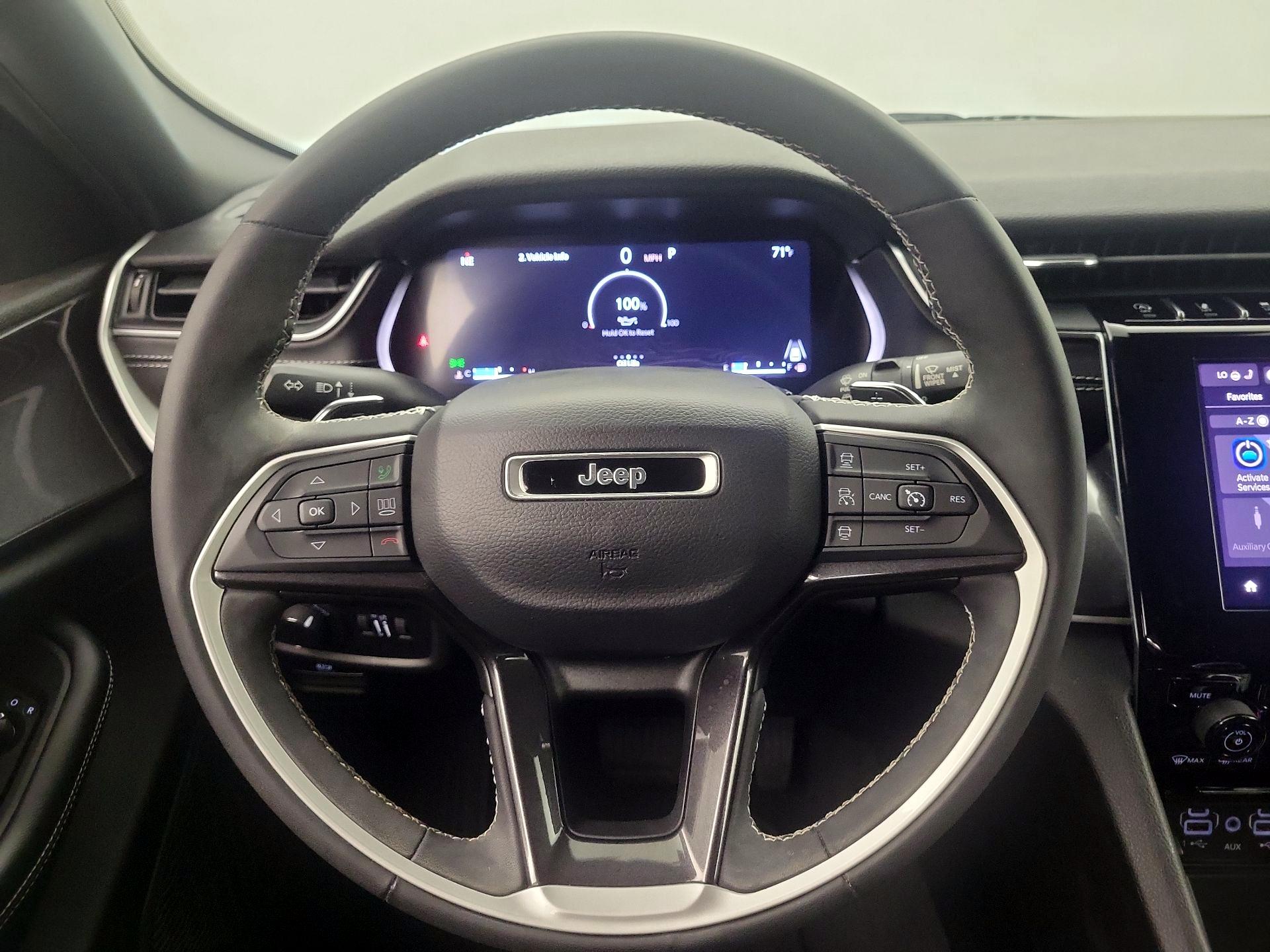 Thumbnail: 2023 Jeep Grand Cherokee - 10