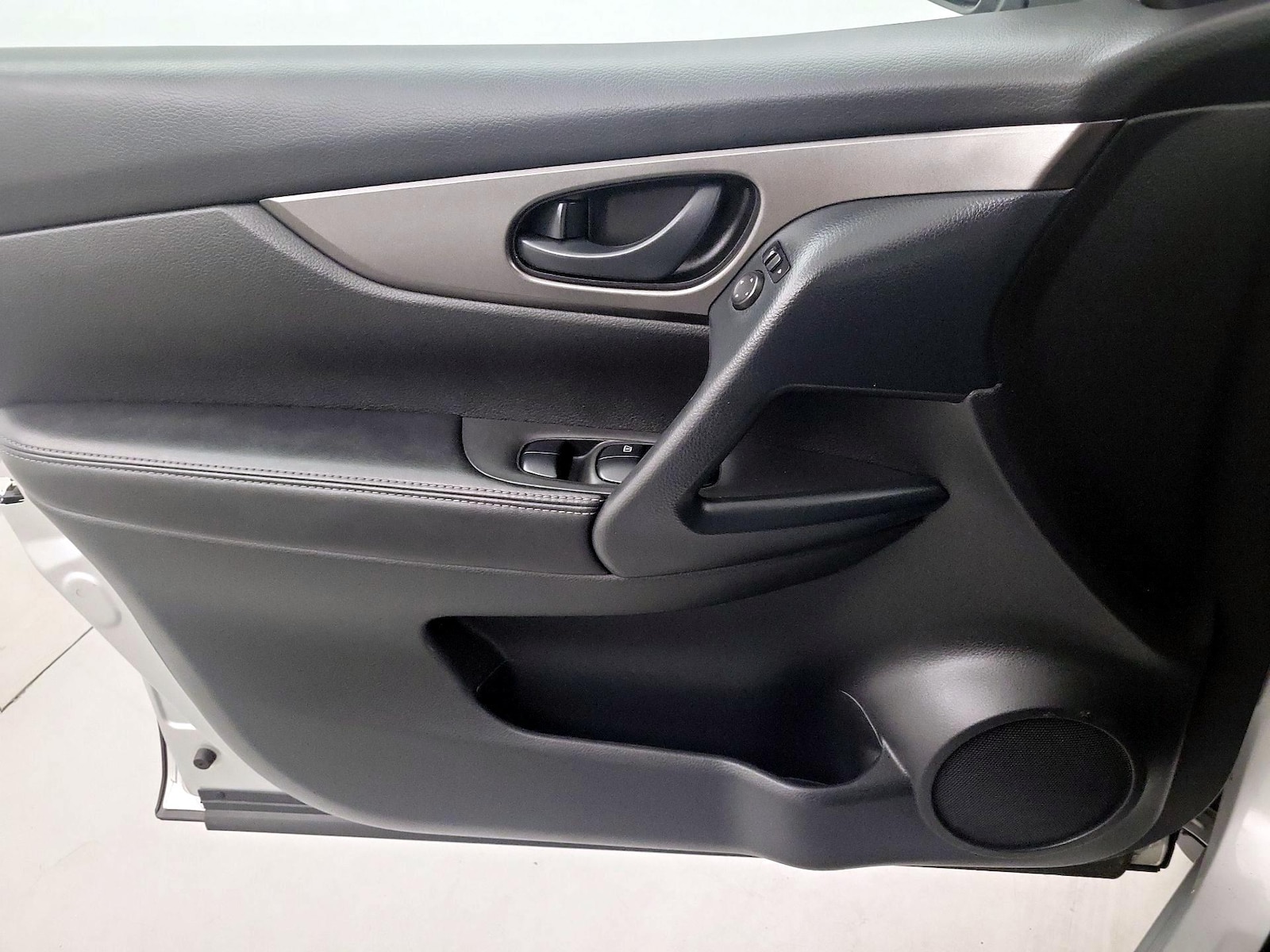 2020 Nissan Rogue Sport S - Photo 11