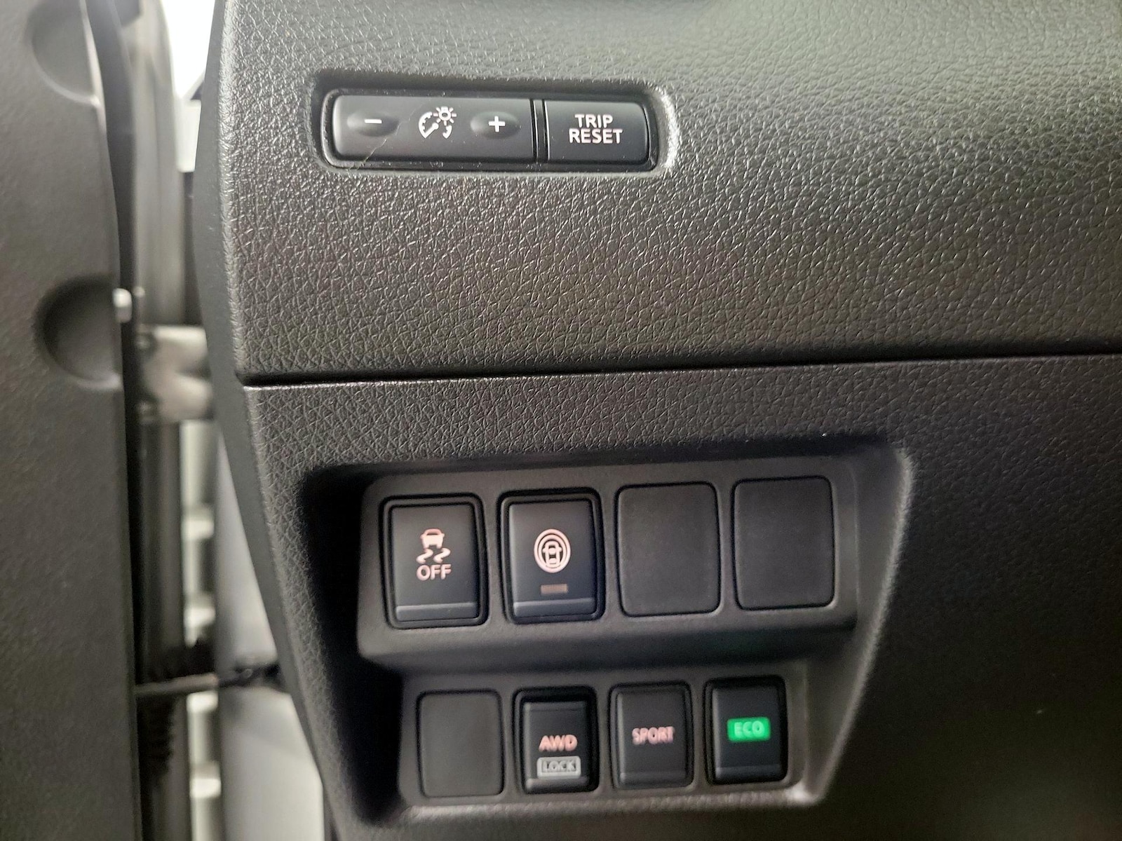 2020 Nissan Rogue Sport S - Photo 12
