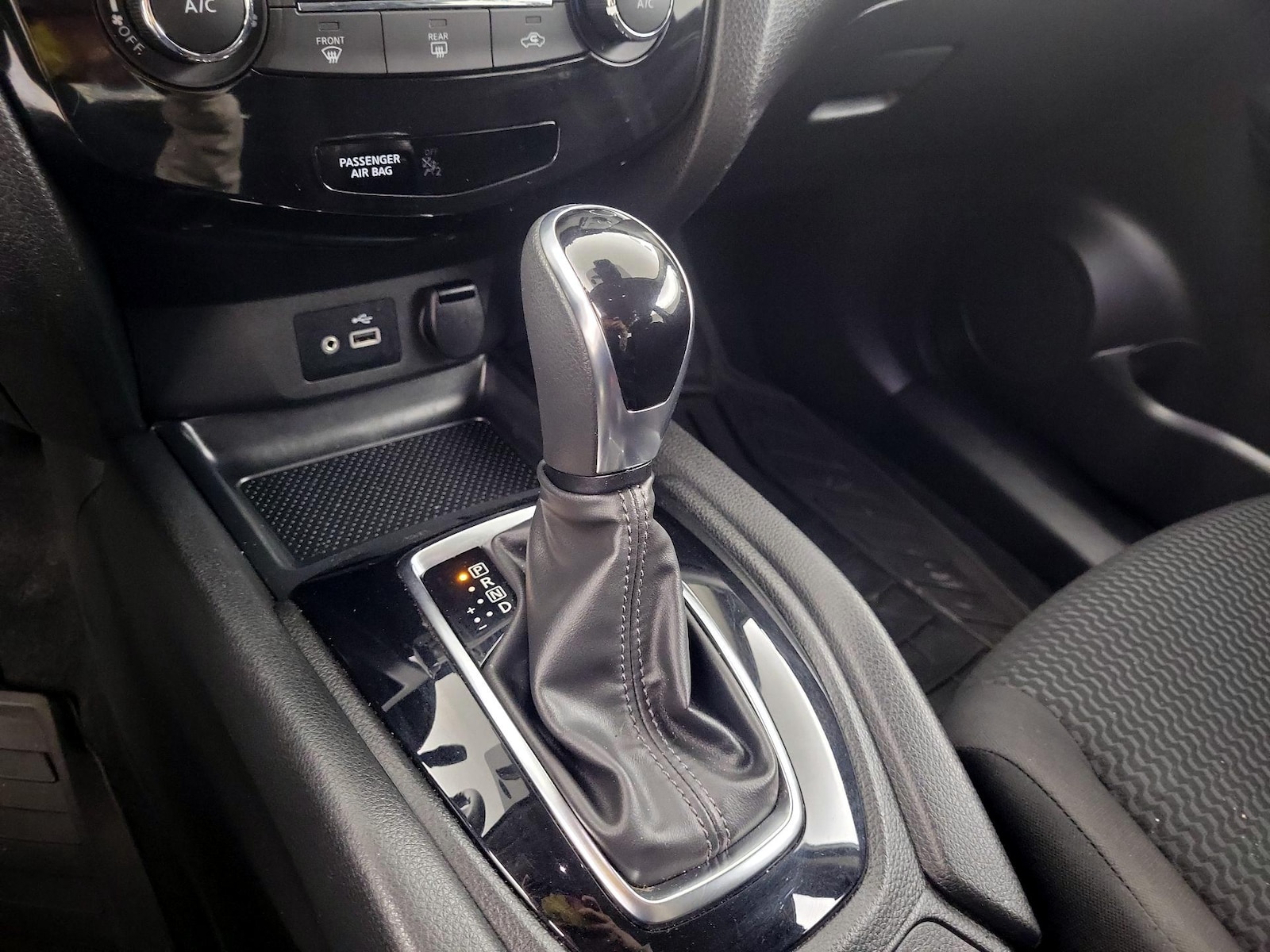 2020 Nissan Rogue Sport S - Photo 16