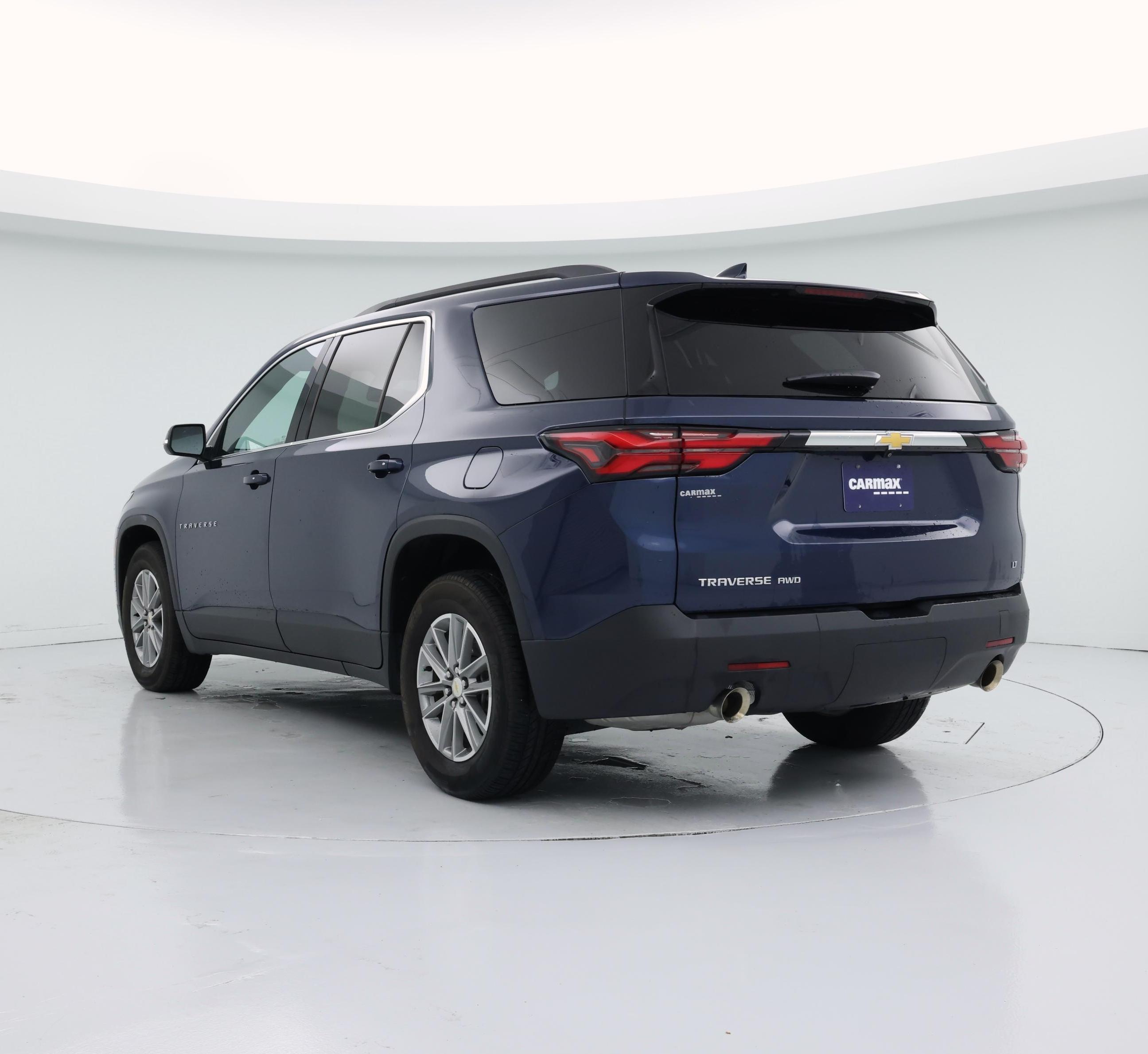 Thumbnail: 2023 Chevrolet Traverse - 2