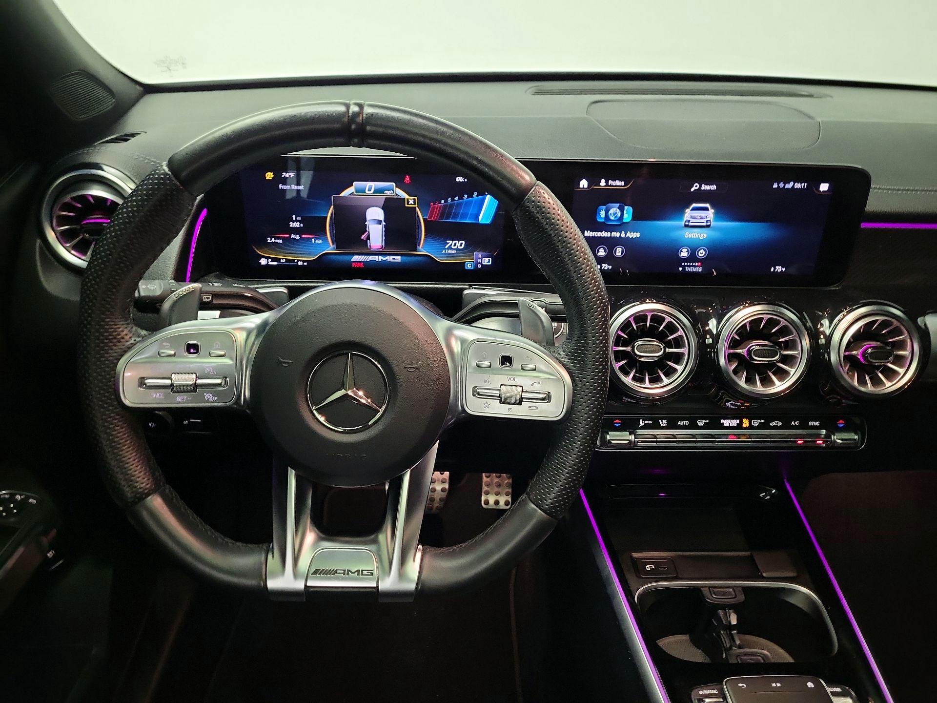 Thumbnail: 2022 Mercedes-Benz GLB - 10