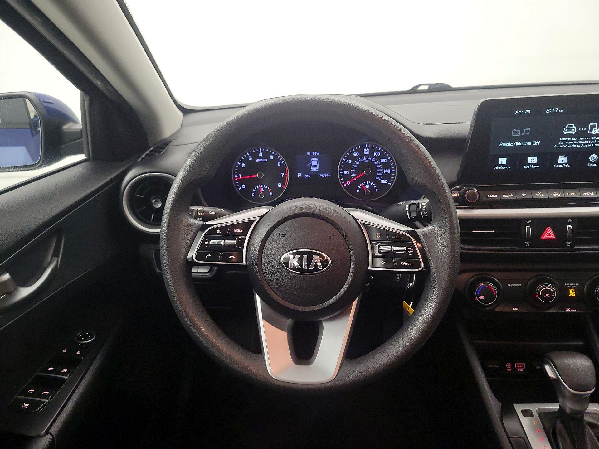 Thumbnail: 2021 Kia Forte - 10