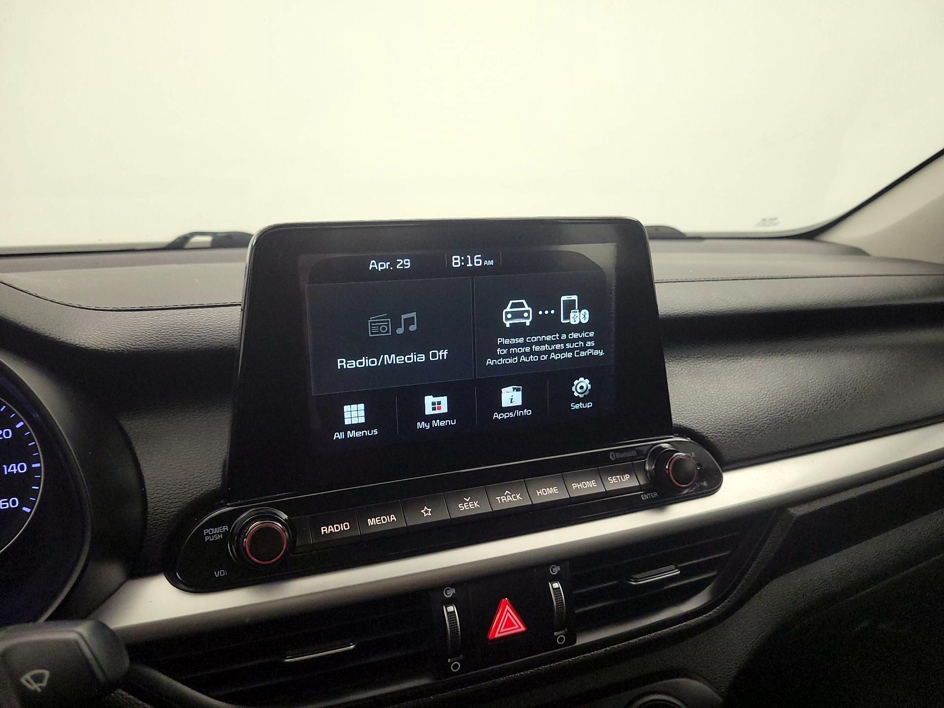 Thumbnail: 2021 Kia Forte - 15