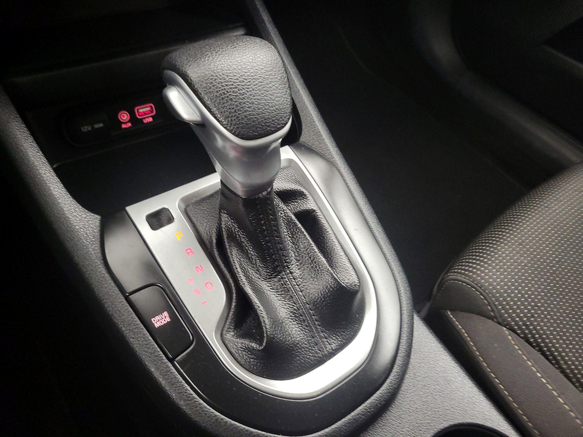 Thumbnail: 2021 Kia Forte - 17