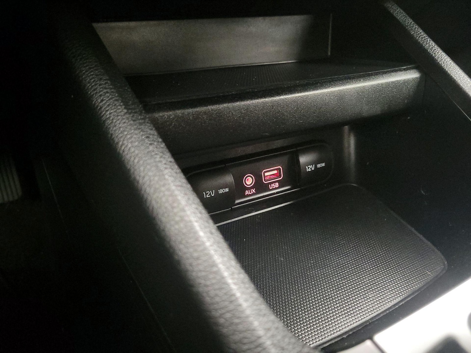 2021 Kia Forte LXS - Photo 19