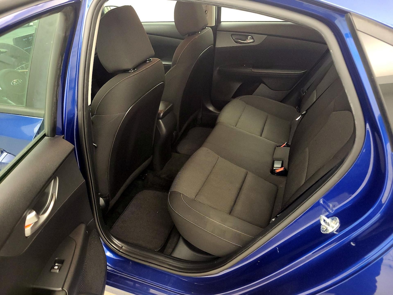 2021 Kia Forte LXS - Photo 20