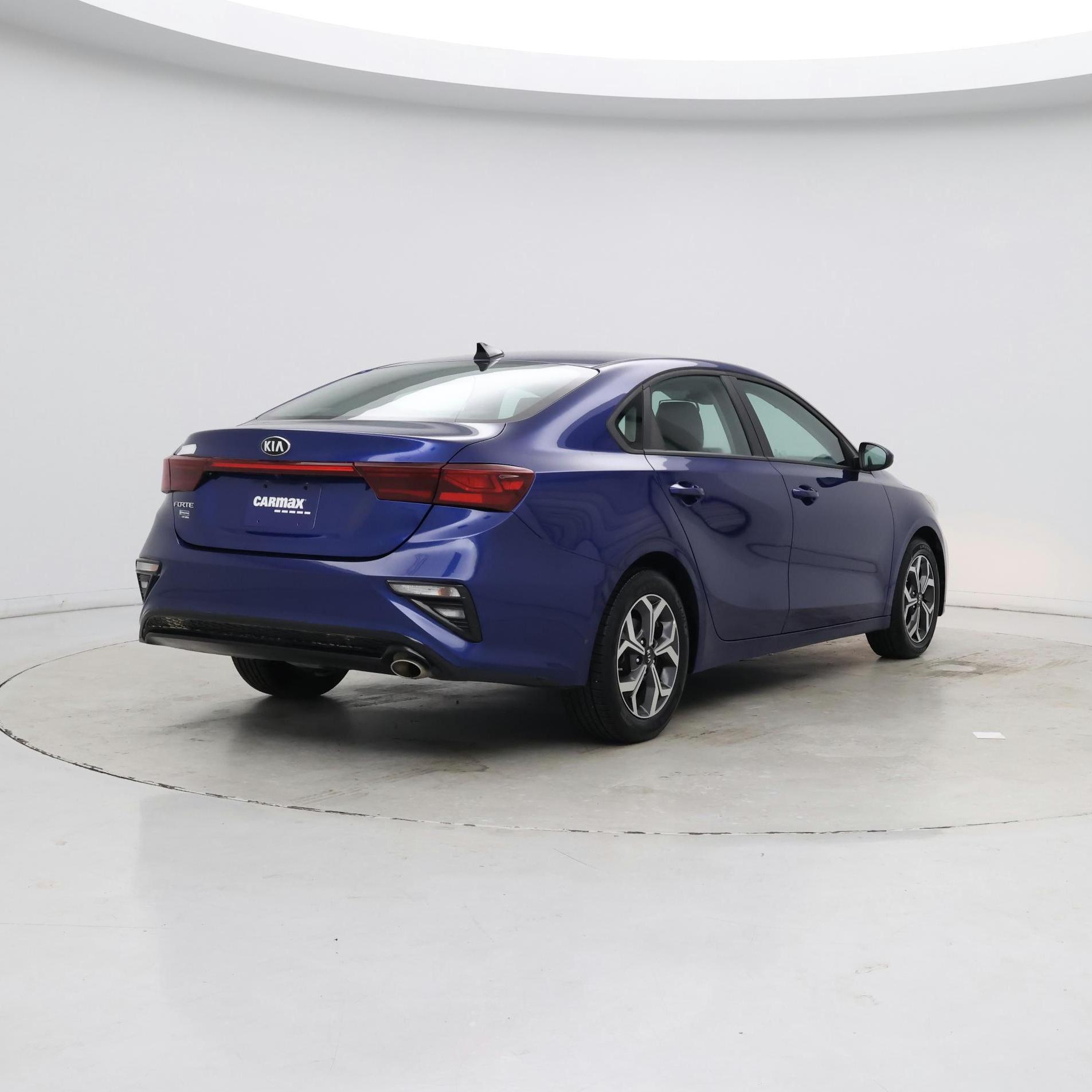 Thumbnail: 2021 Kia Forte - 8