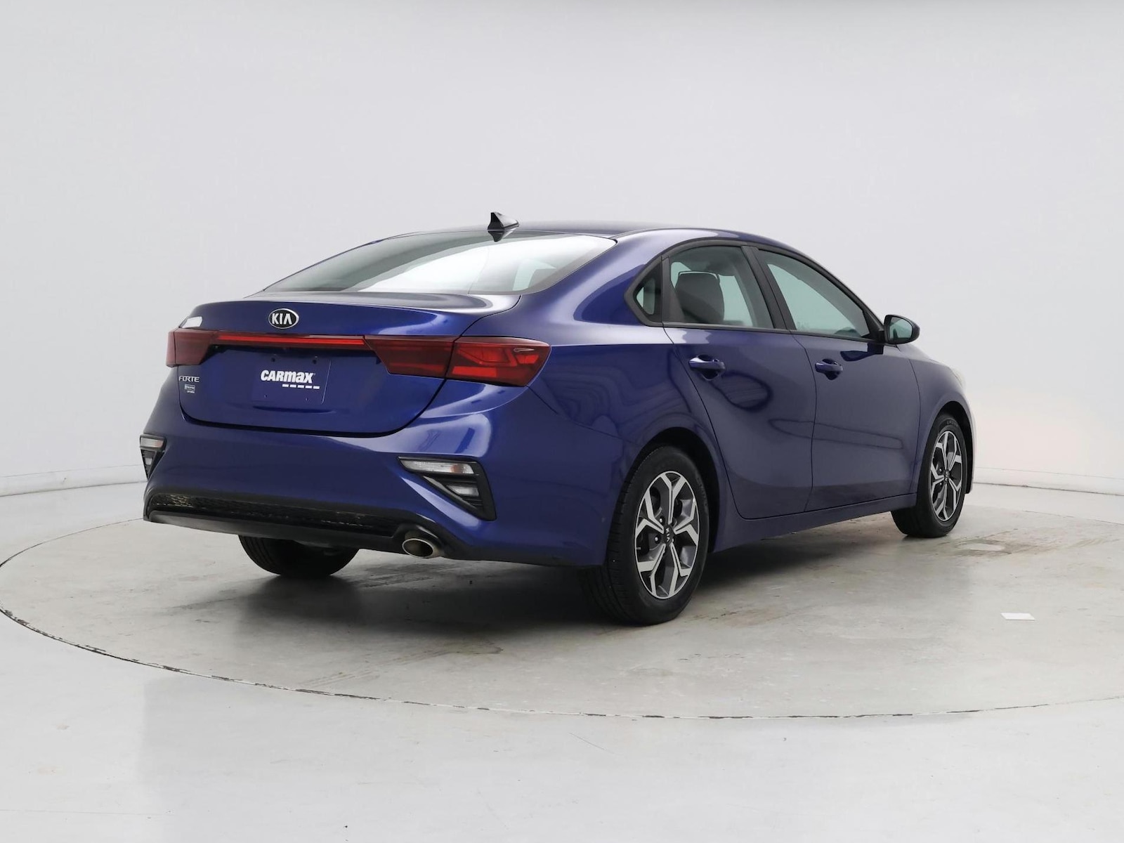 2021 Kia Forte LXS - Photo 9