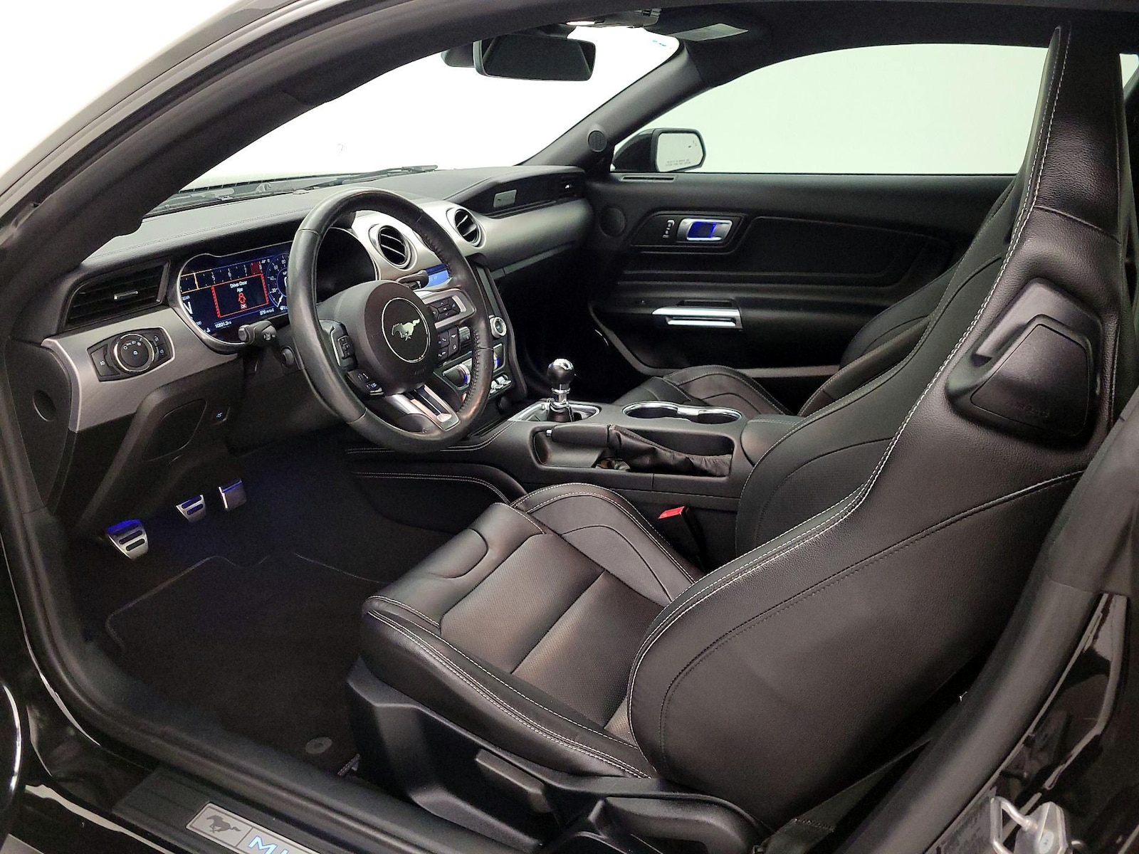 2023 Ford Mustang GT Premium - Photo 12
