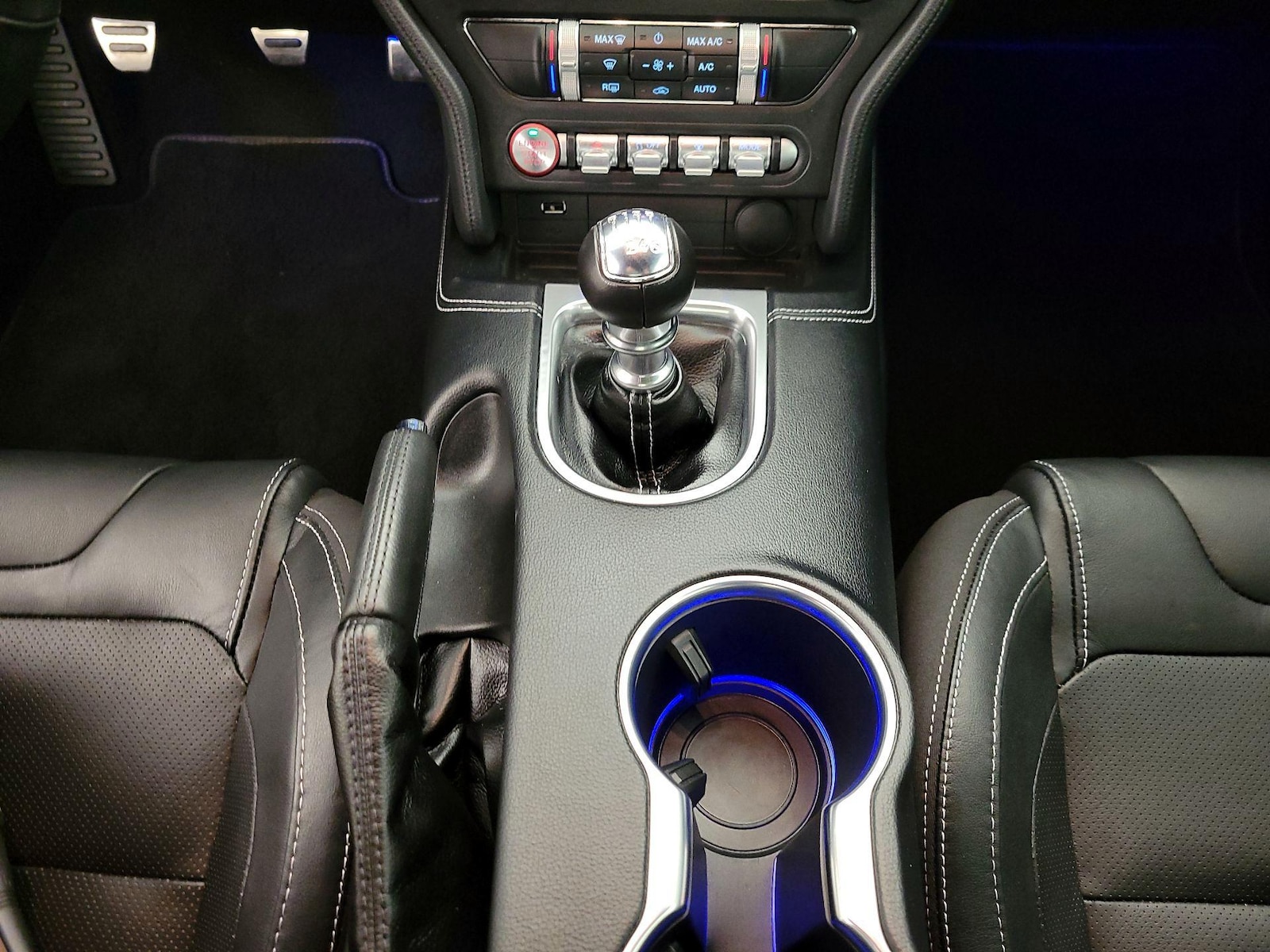 2023 Ford Mustang GT Premium - Photo 19