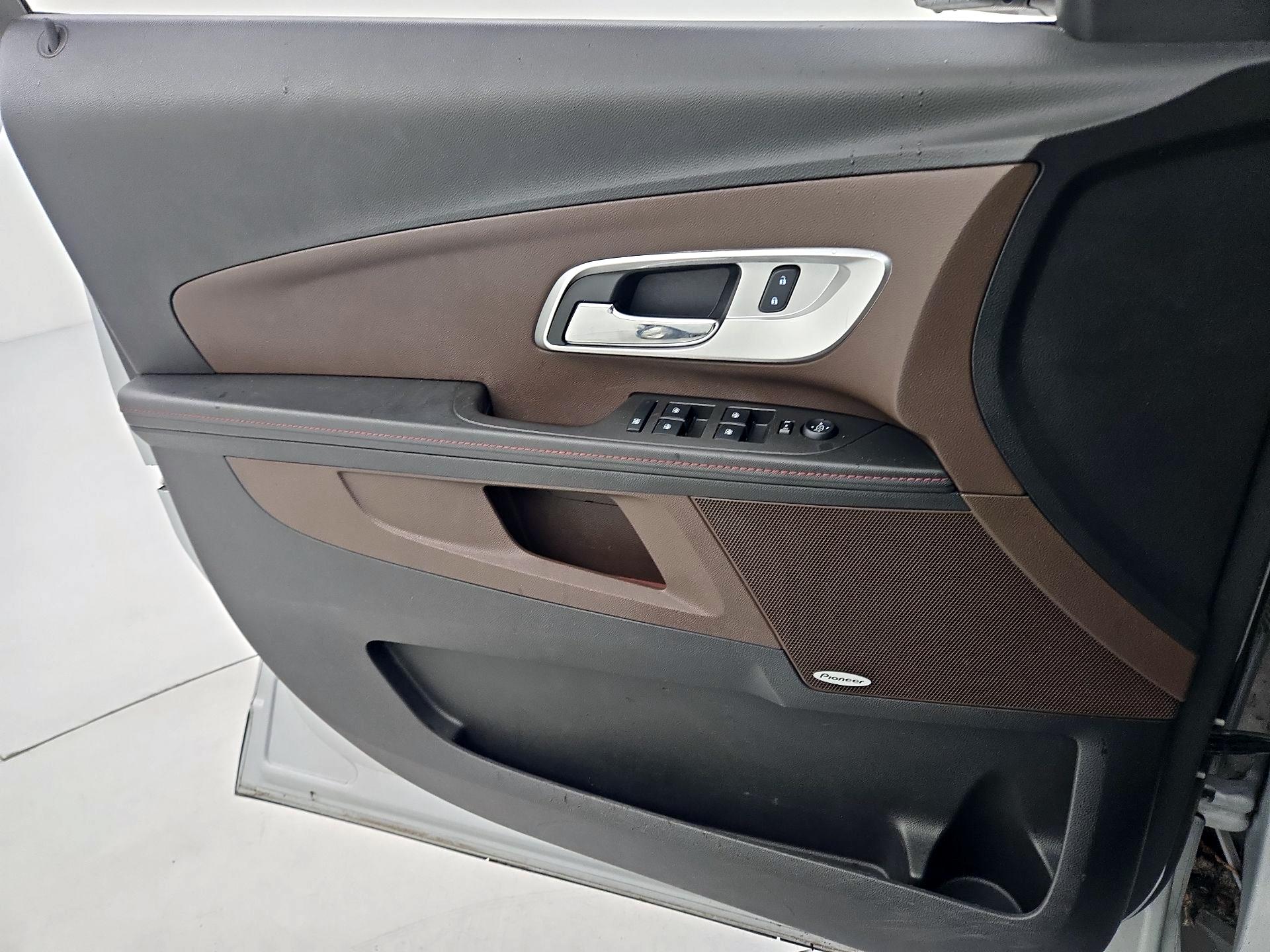 Thumbnail: 2015 Chevrolet Equinox - 12