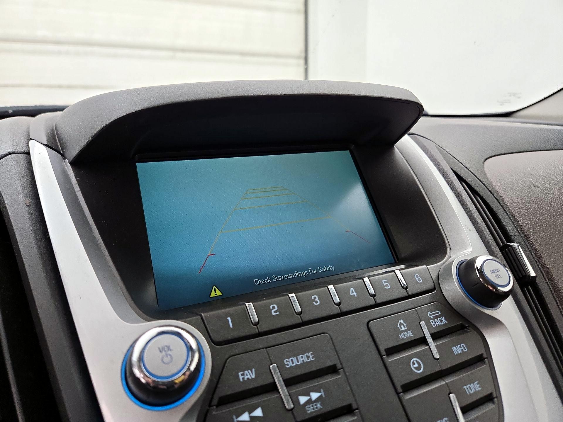 Thumbnail: 2015 Chevrolet Equinox - 14