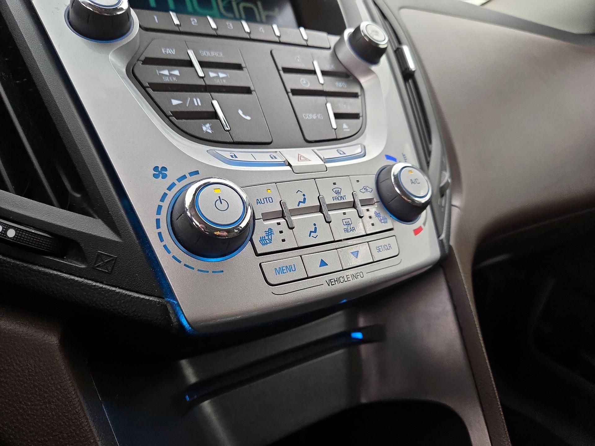 Thumbnail: 2015 Chevrolet Equinox - 16