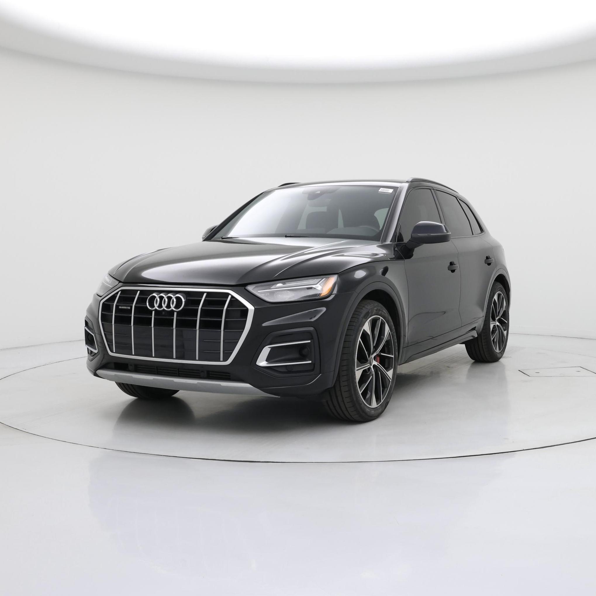 Thumbnail: 2022 Audi SQ5 - 4