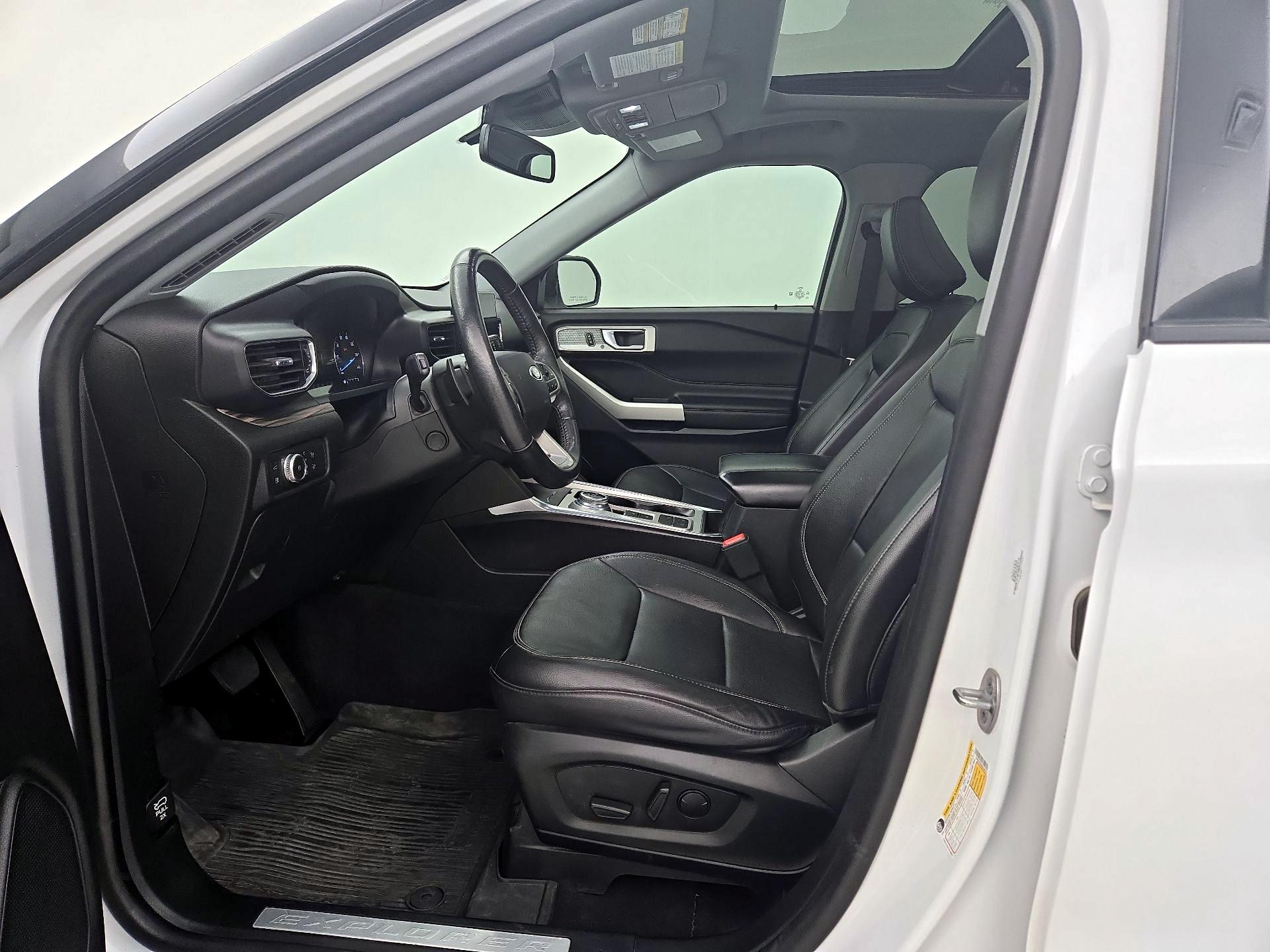 Thumbnail: 2021 Ford Explorer - 11