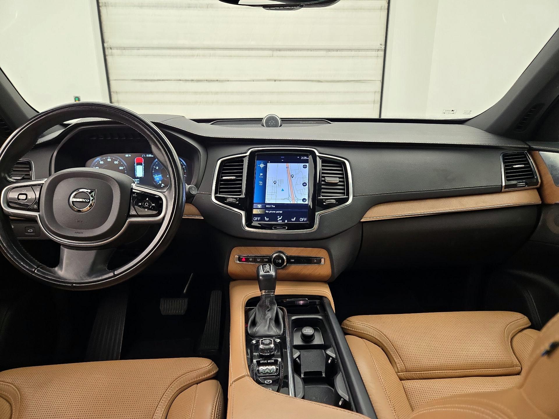 Thumbnail: 2020 Volvo XC90 - 9