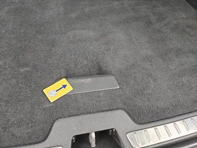Trunk Rear row Cosmetic Imperfection