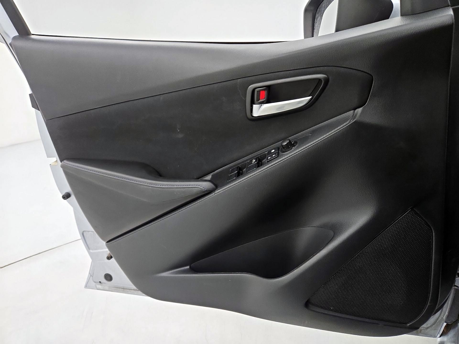 Thumbnail: 2017 Toyota Yaris iA - 12