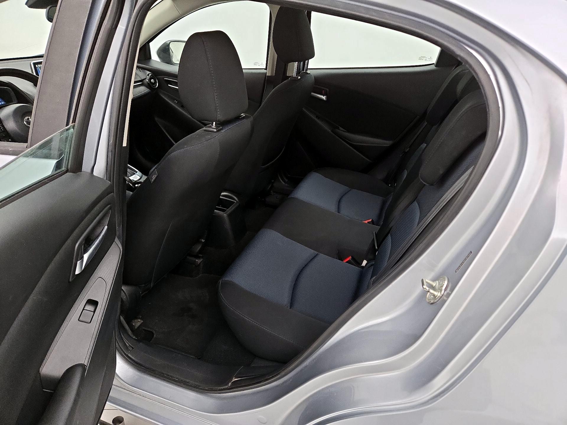 Thumbnail: 2017 Toyota Yaris iA - 19