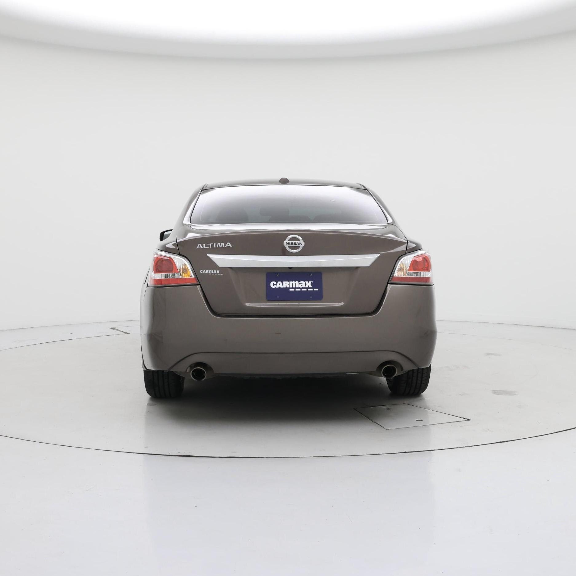 Thumbnail: 2015 Nissan Altima - 6