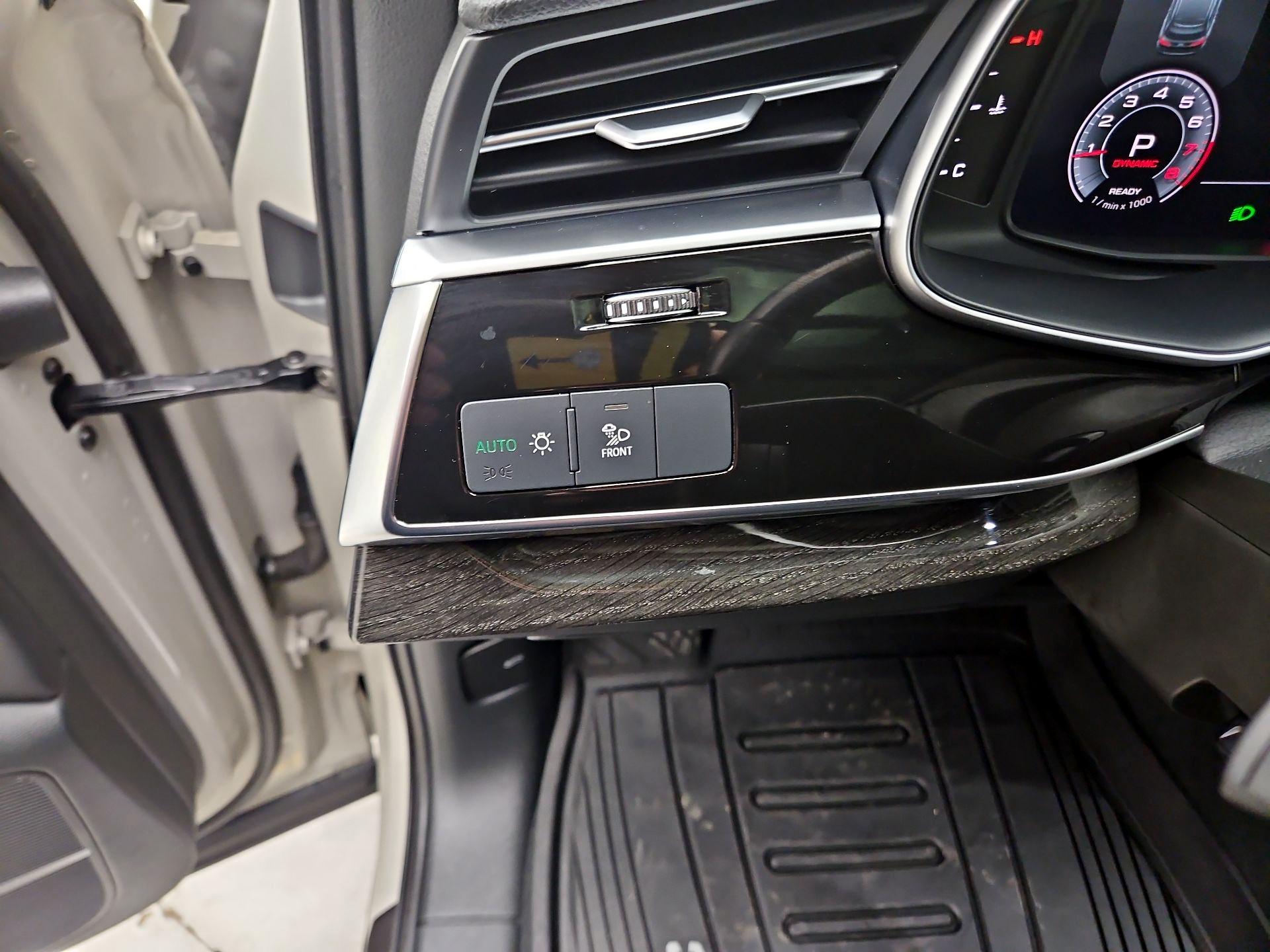 Thumbnail: 2022 Audi Q7 - 13