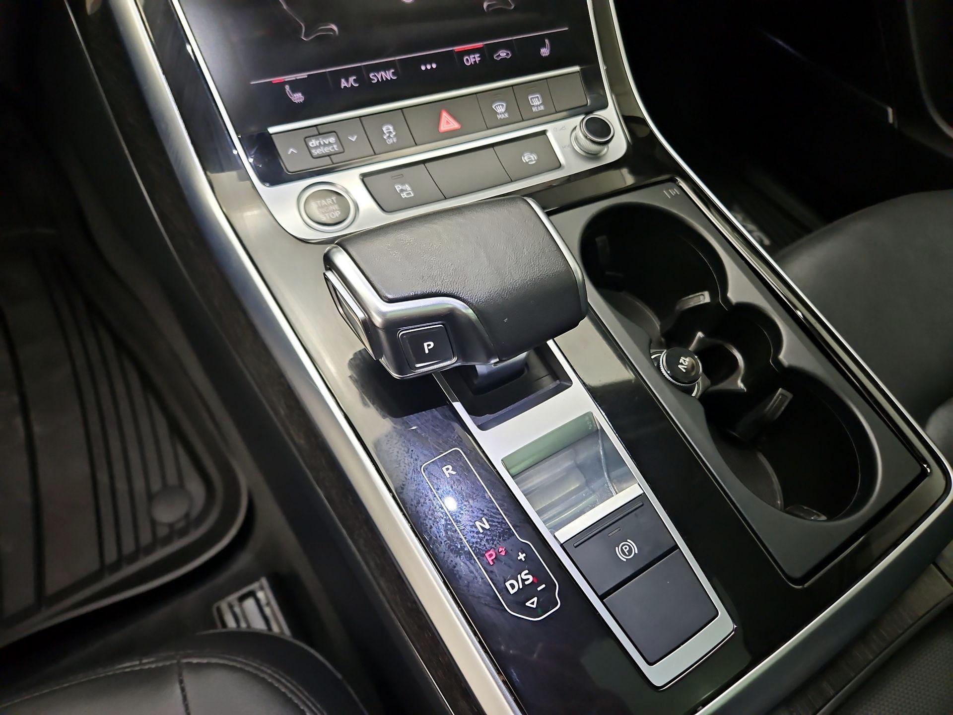 Thumbnail: 2022 Audi Q7 - 18