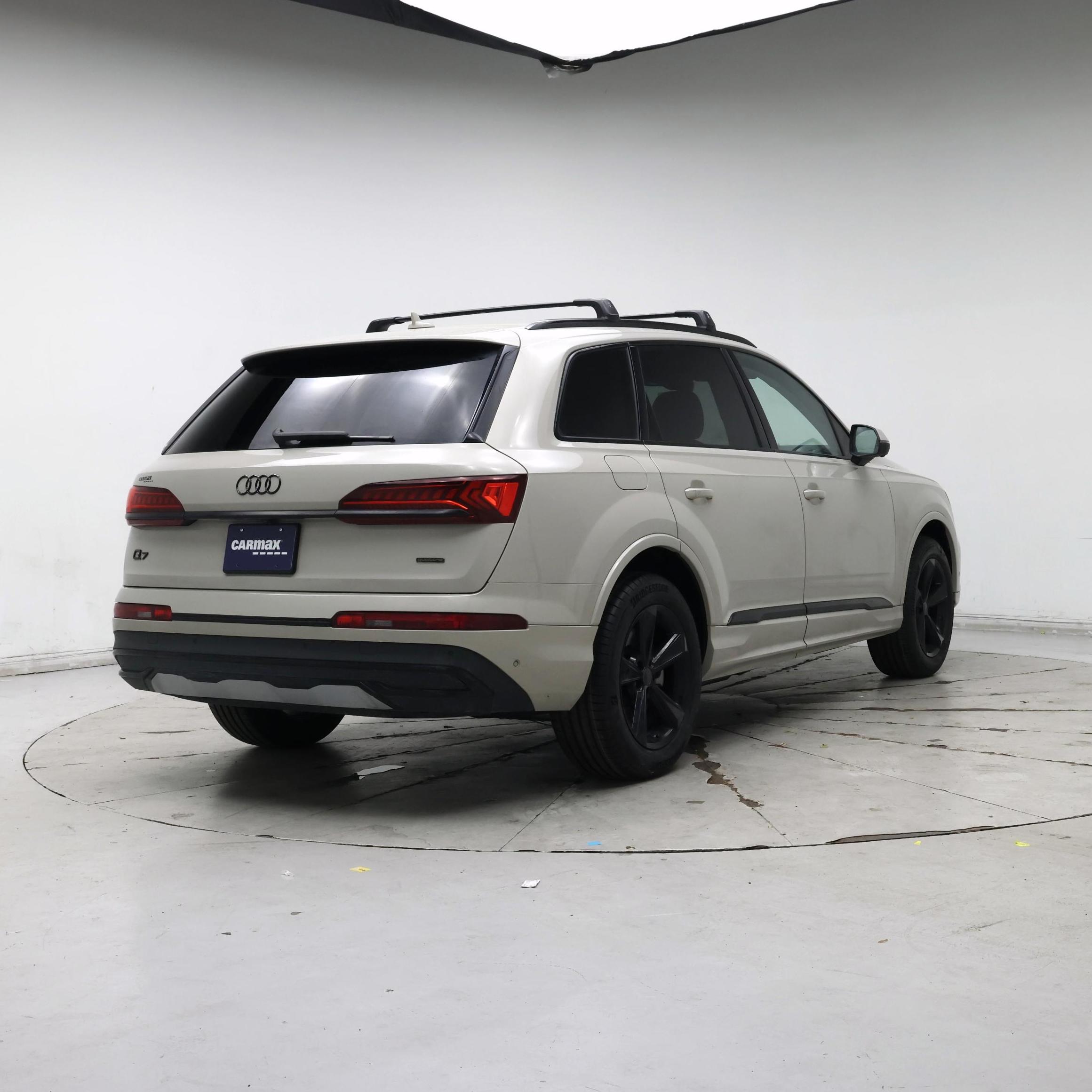 Thumbnail: 2022 Audi Q7 - 8