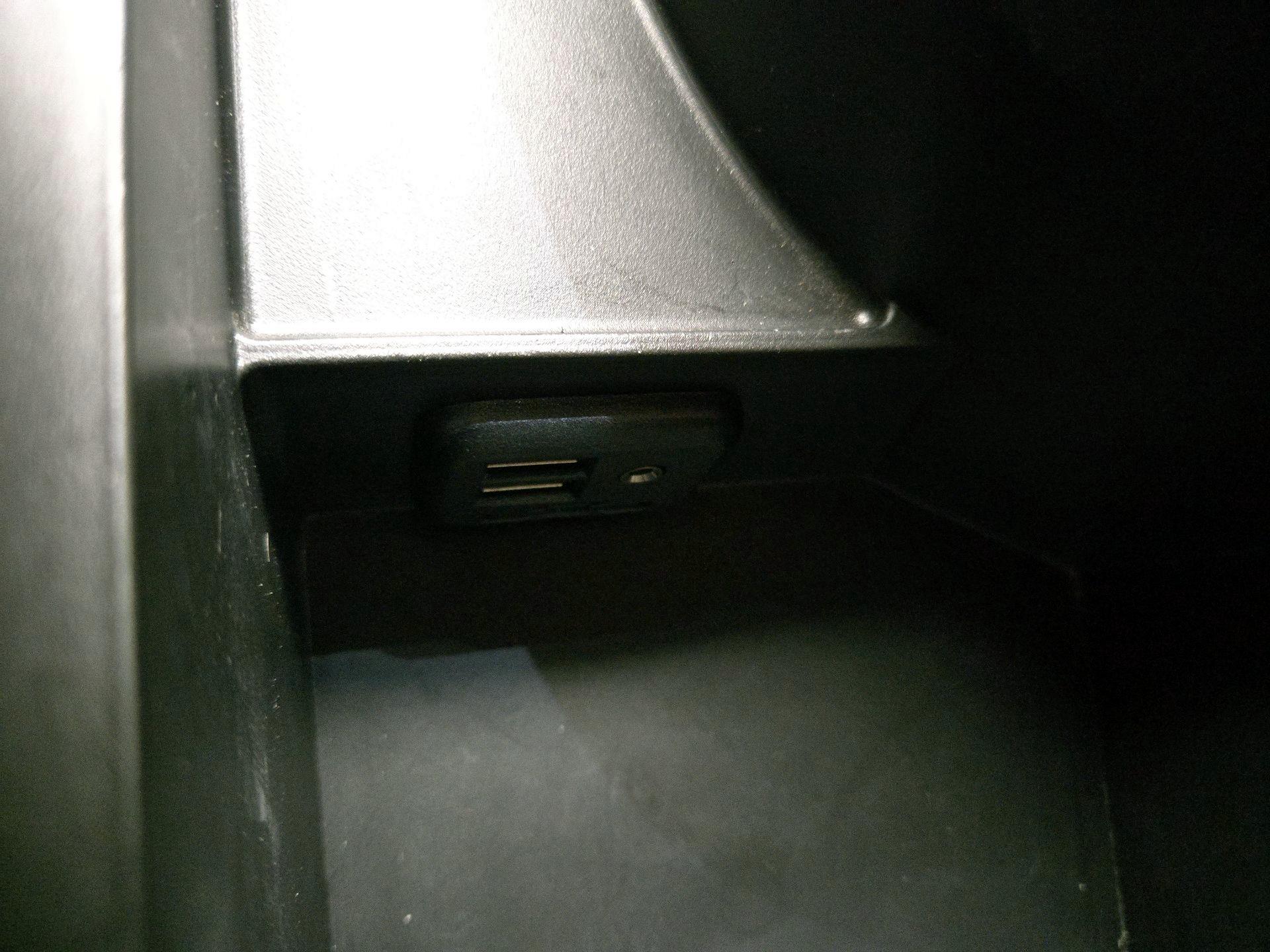 Thumbnail: 2019 Chevrolet Camaro - 18