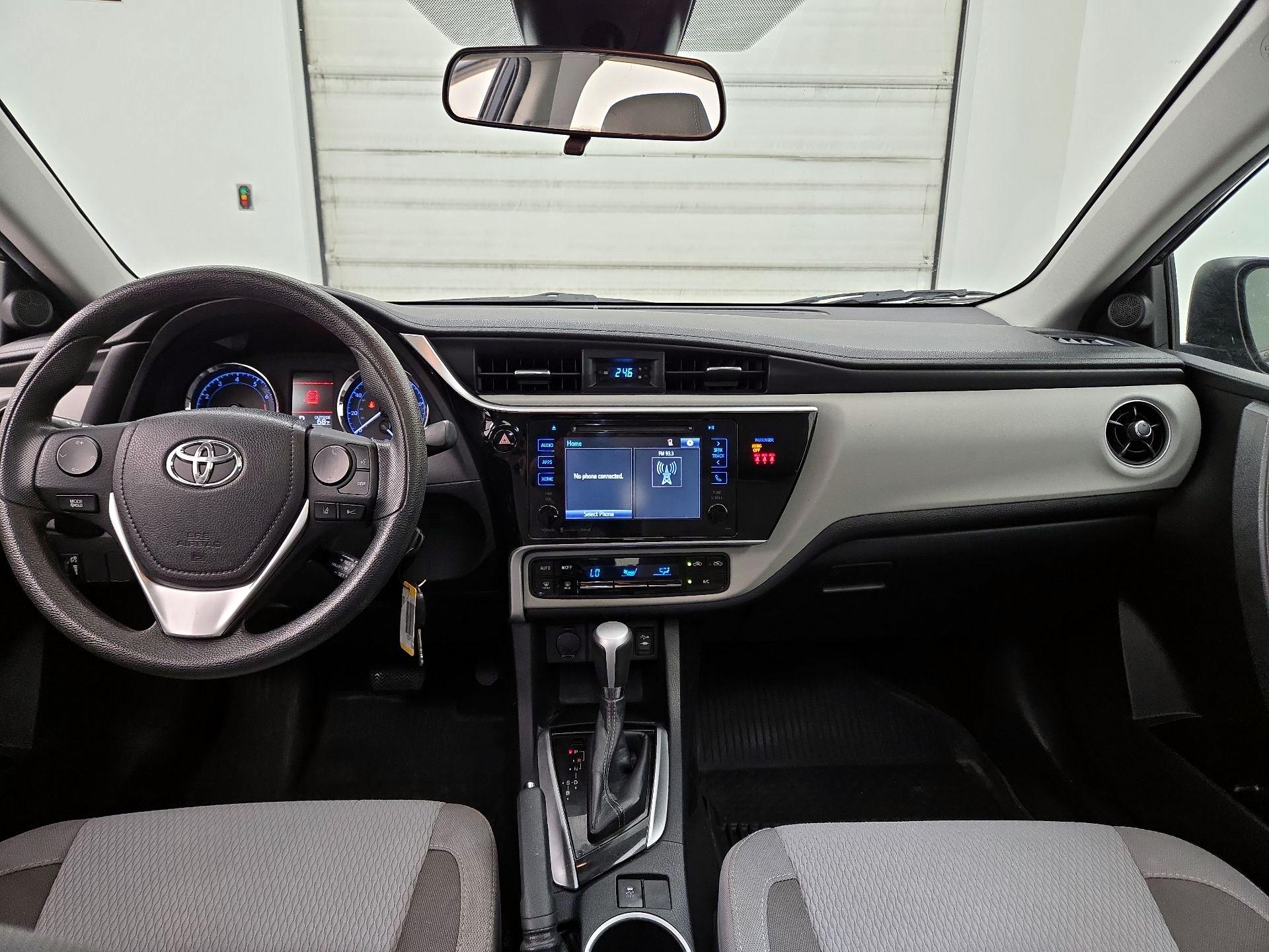 Thumbnail: 2018 Toyota Corolla - 9