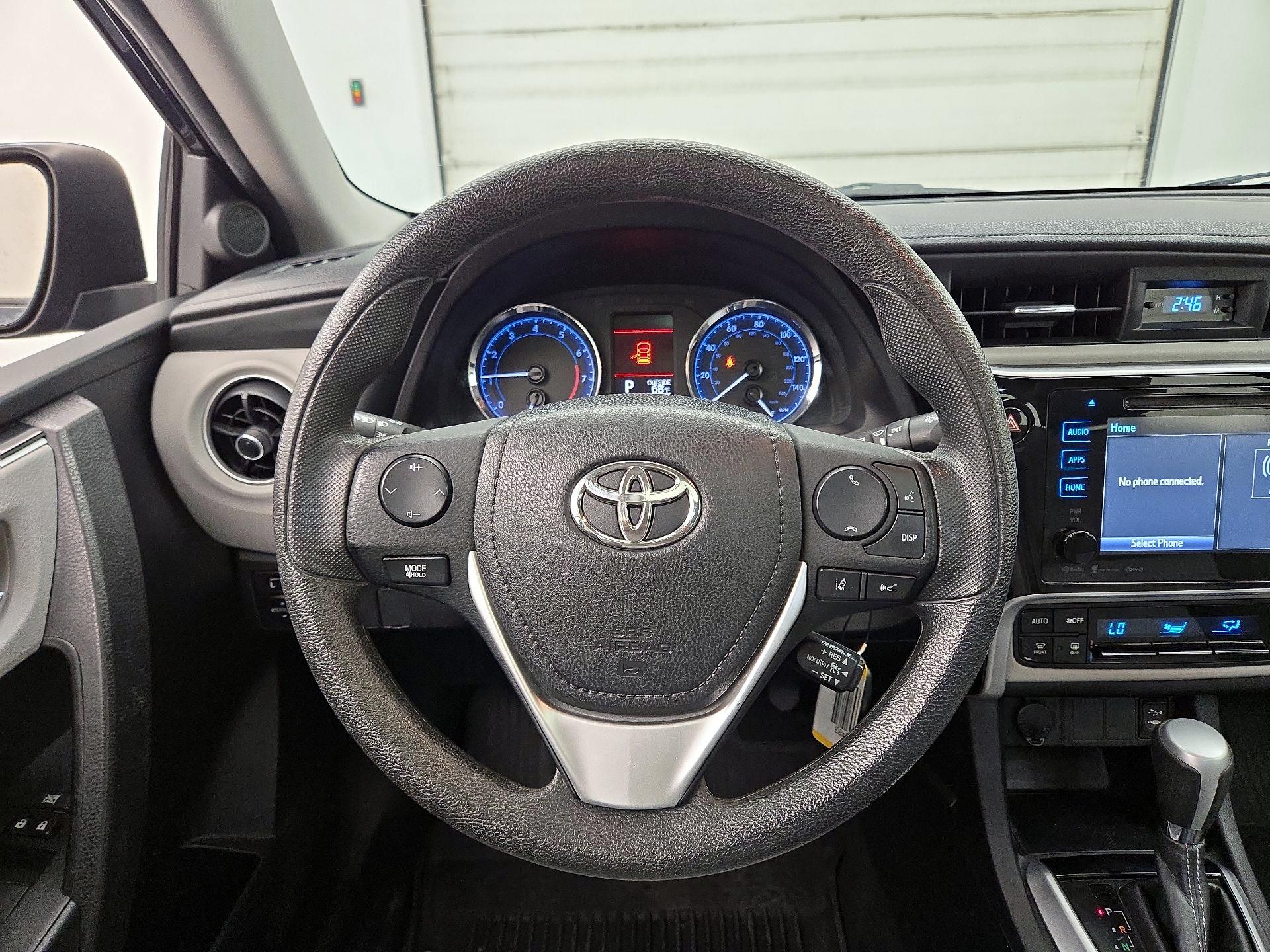 Thumbnail: 2018 Toyota Corolla - 10
