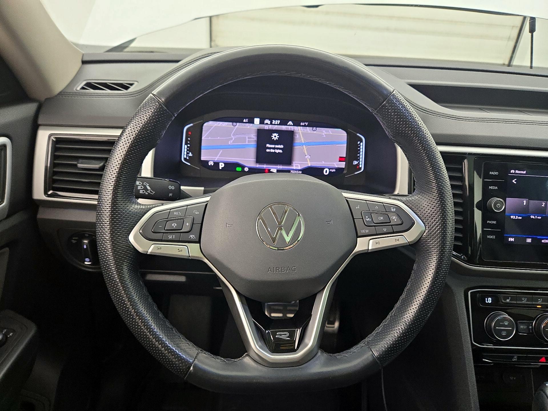 Thumbnail: 2022 Volkswagen Atlas - 10