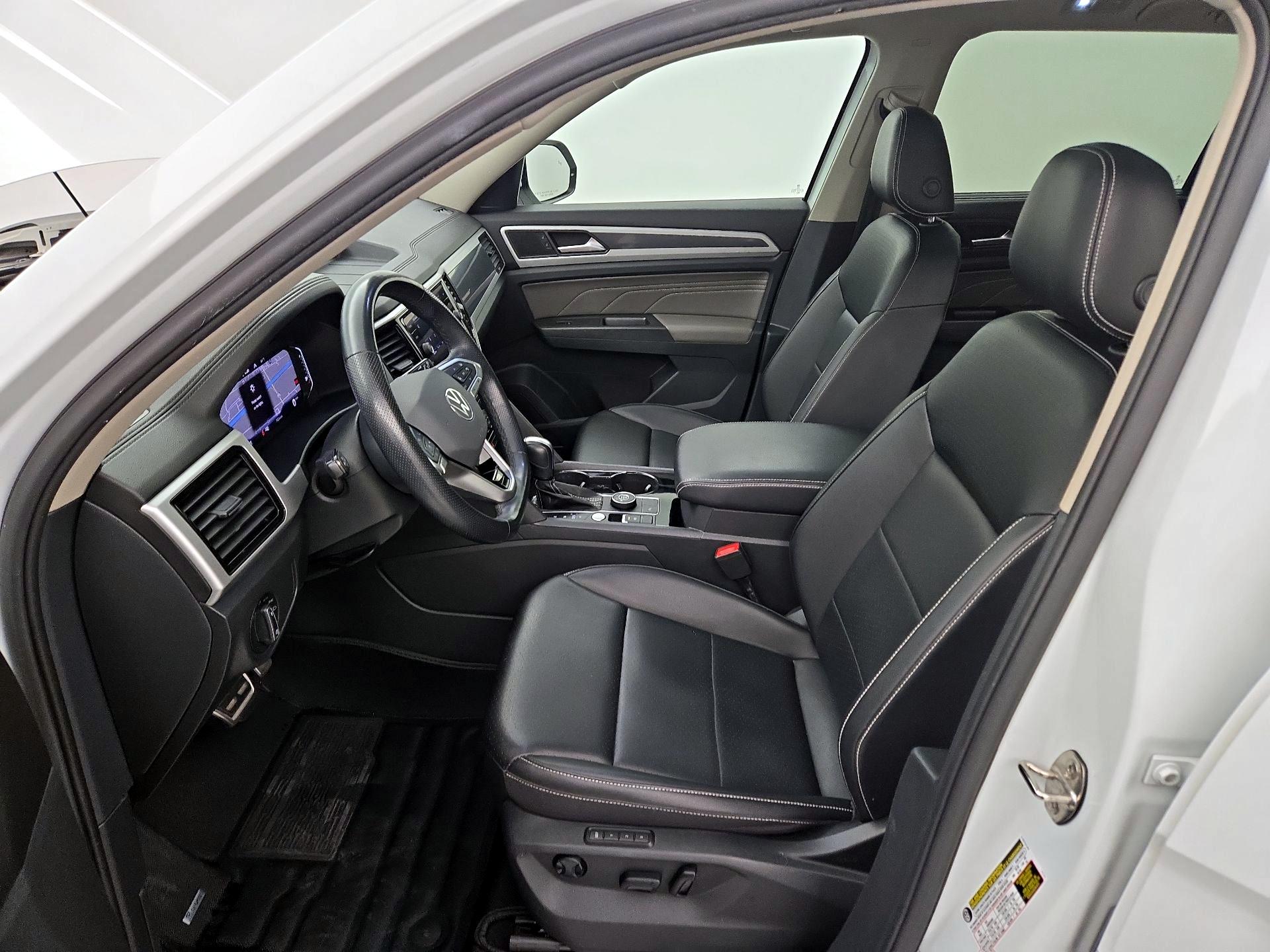 Thumbnail: 2022 Volkswagen Atlas - 11