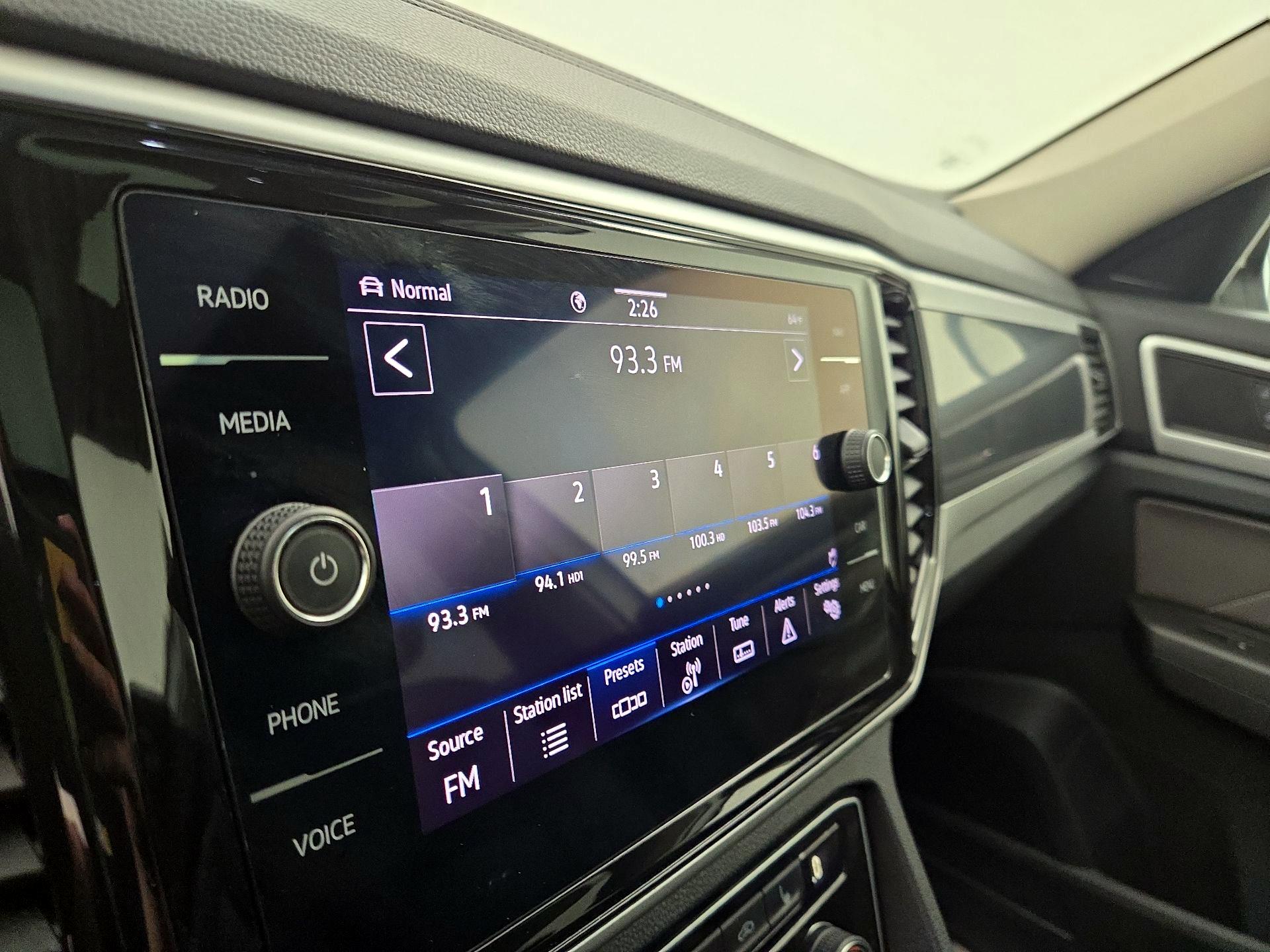 Thumbnail: 2022 Volkswagen Atlas - 15