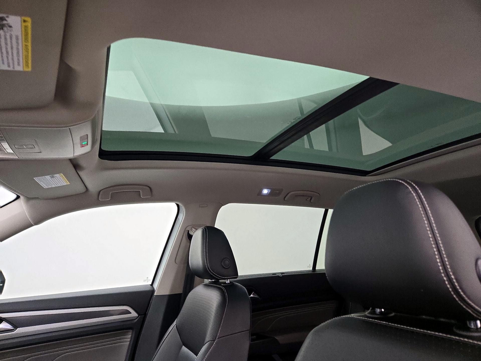 Thumbnail: 2022 Volkswagen Atlas - 19