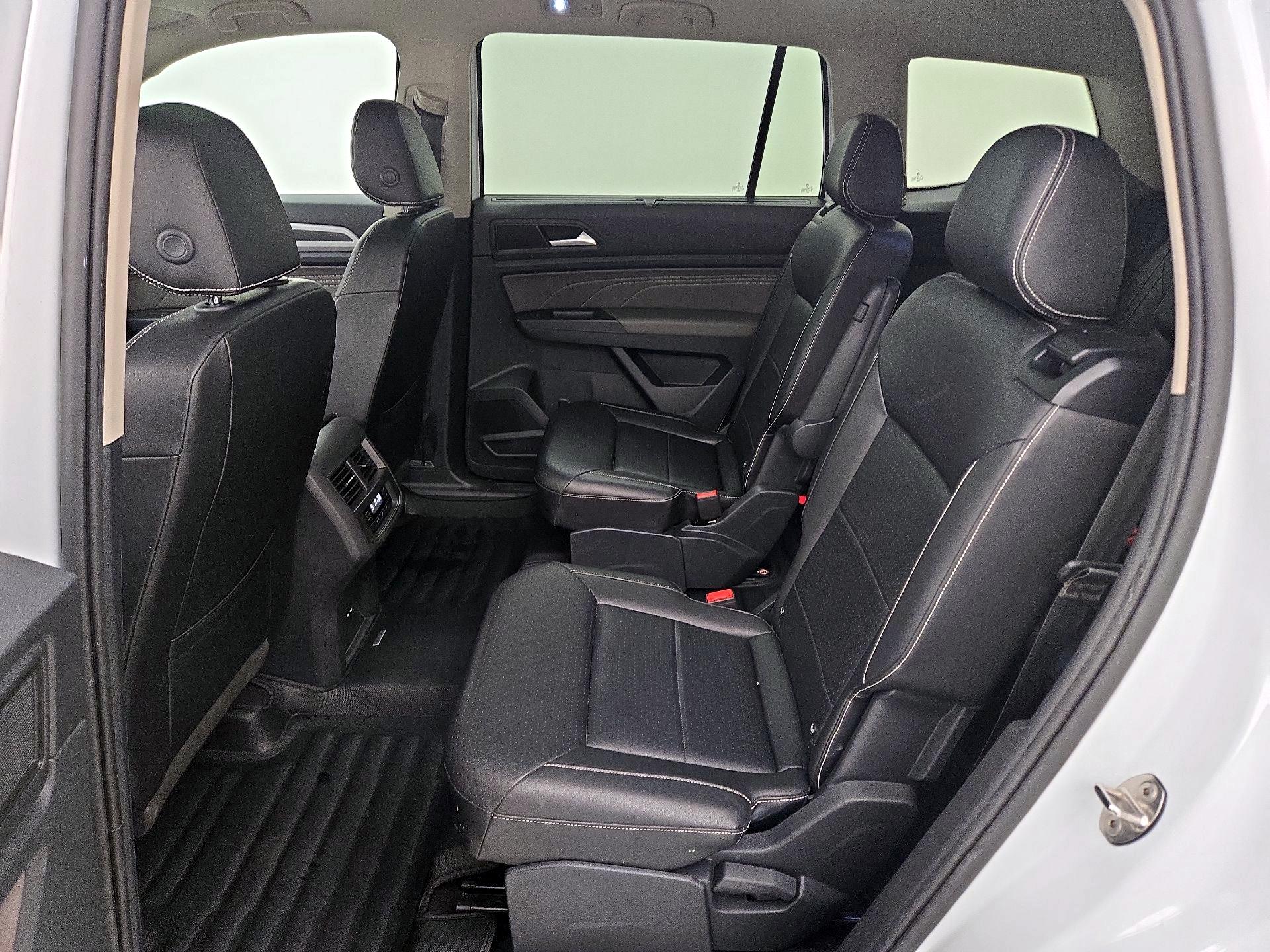 Thumbnail: 2022 Volkswagen Atlas - 20