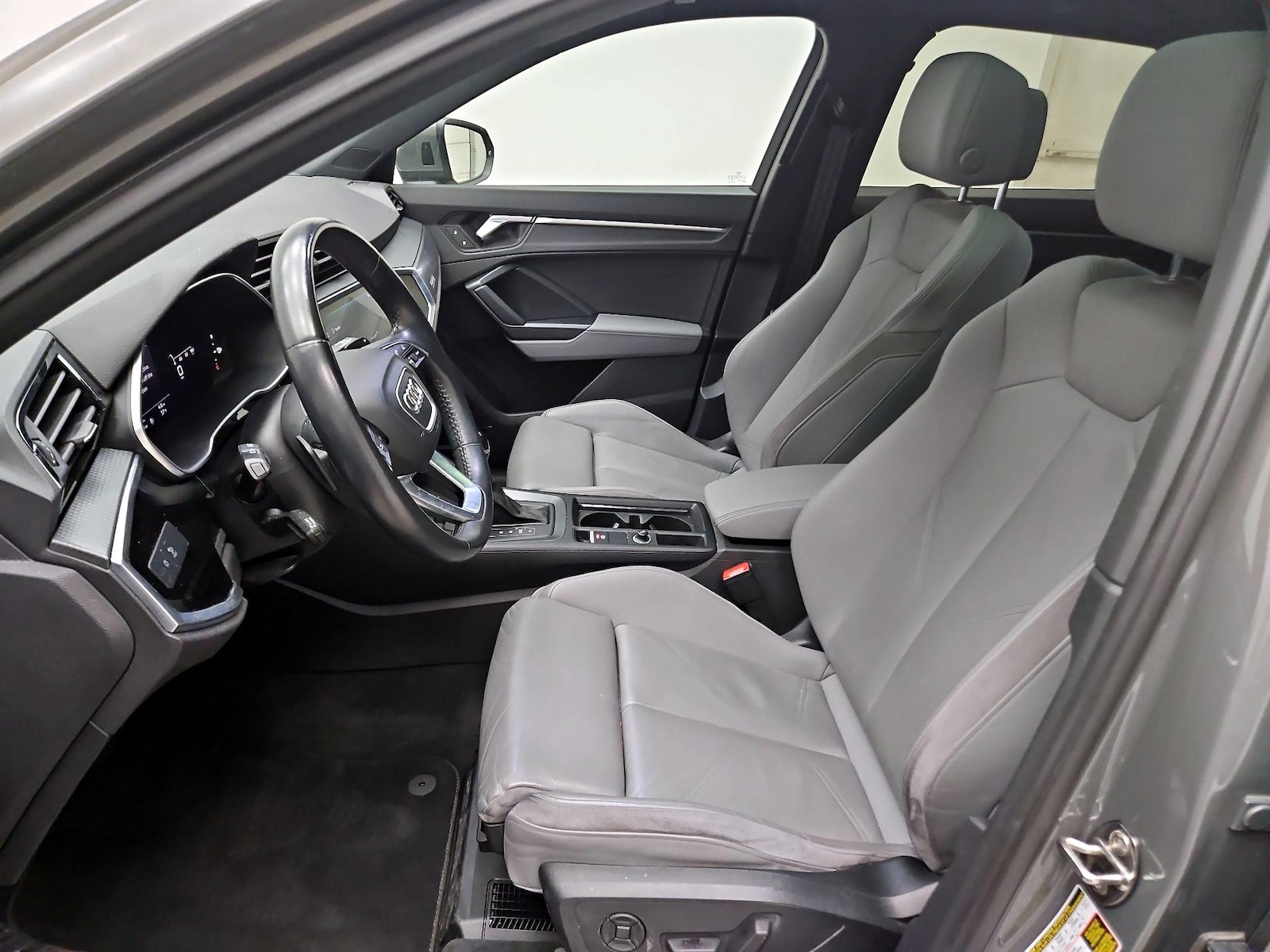 2020 Audi Q3 S Line Premium Plus - Photo 10