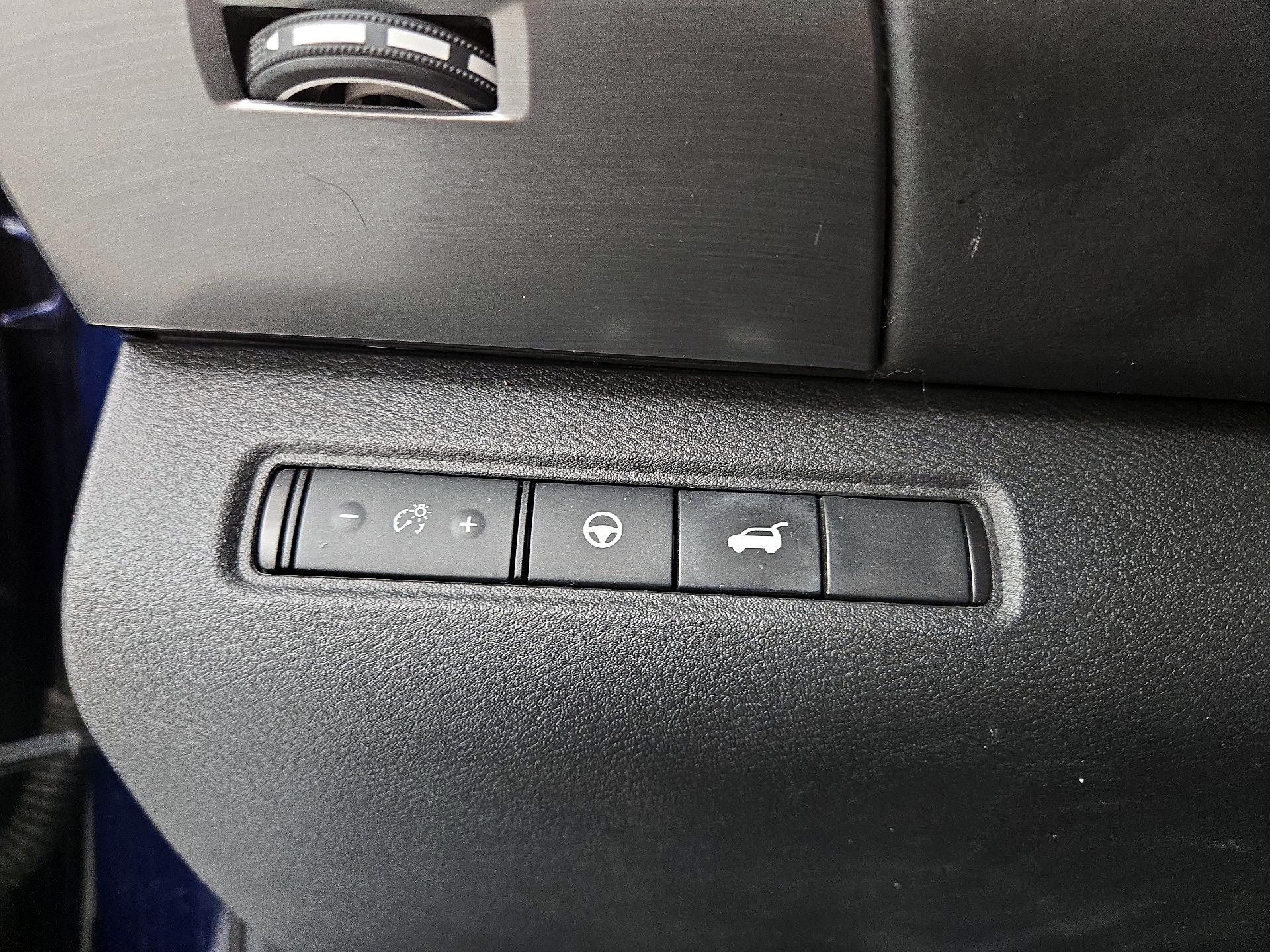 Thumbnail: 2022 Nissan Pathfinder - 13