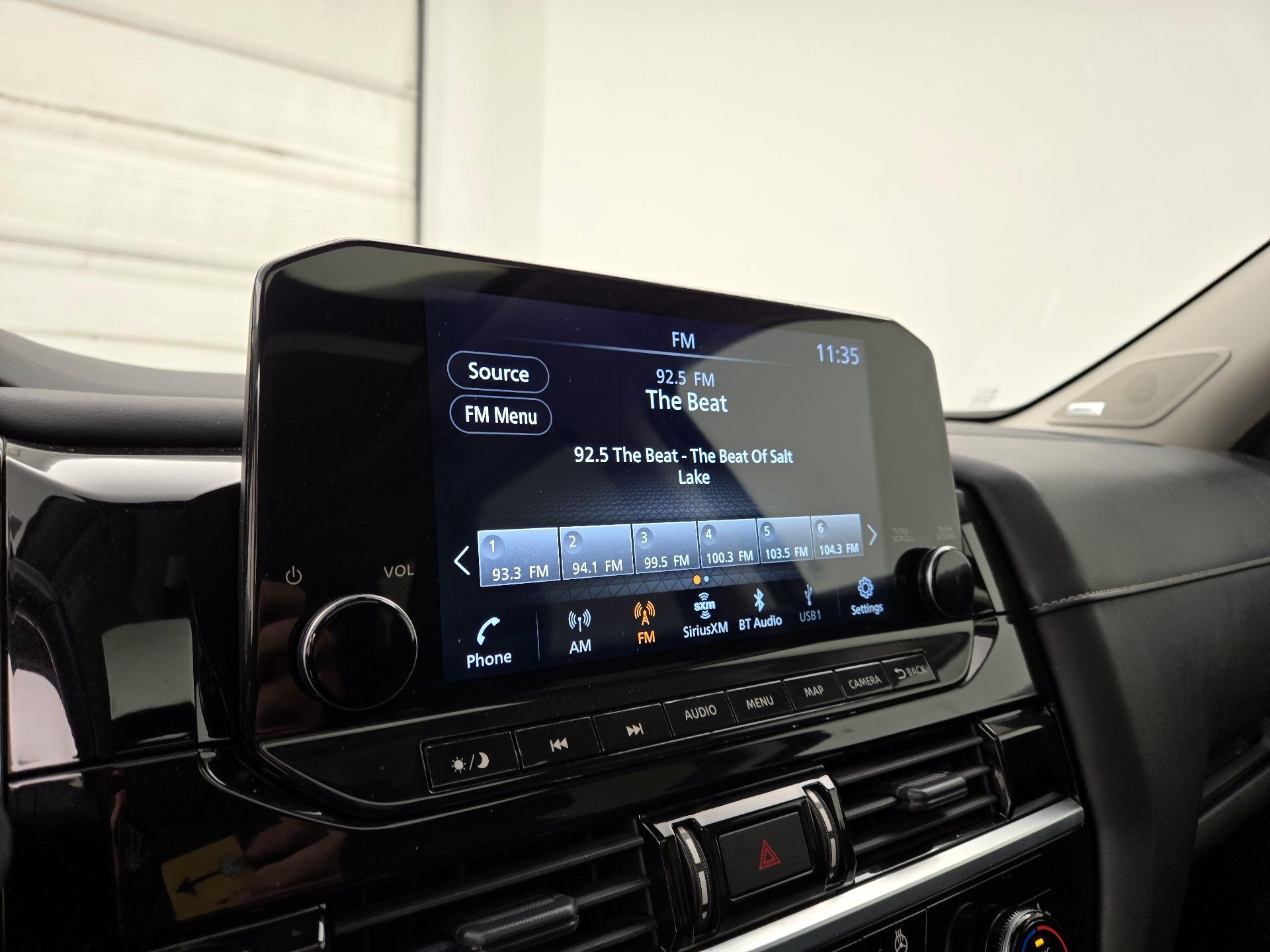 Thumbnail: 2022 Nissan Pathfinder - 16