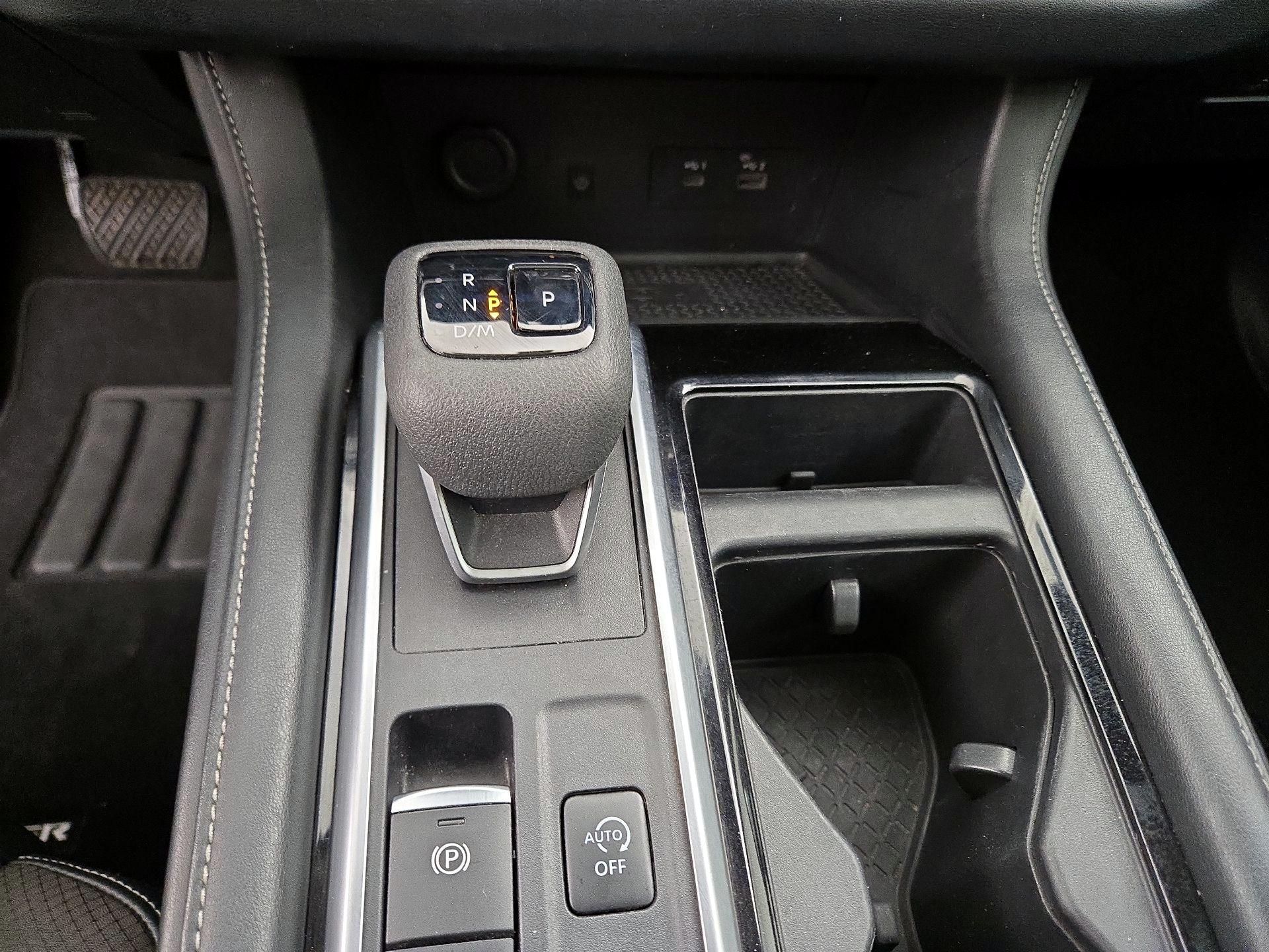 Thumbnail: 2022 Nissan Pathfinder - 18