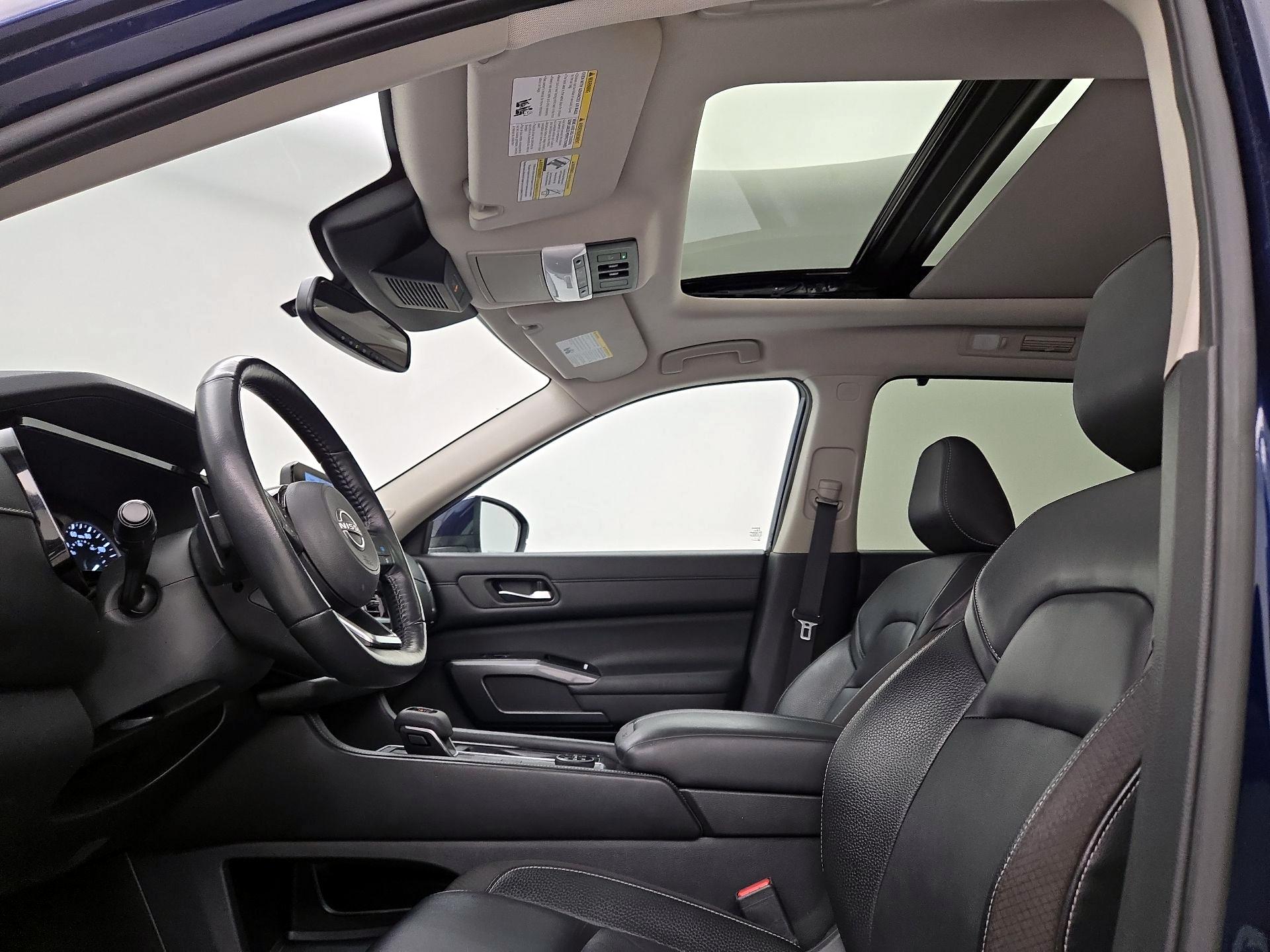 Thumbnail: 2022 Nissan Pathfinder - 20