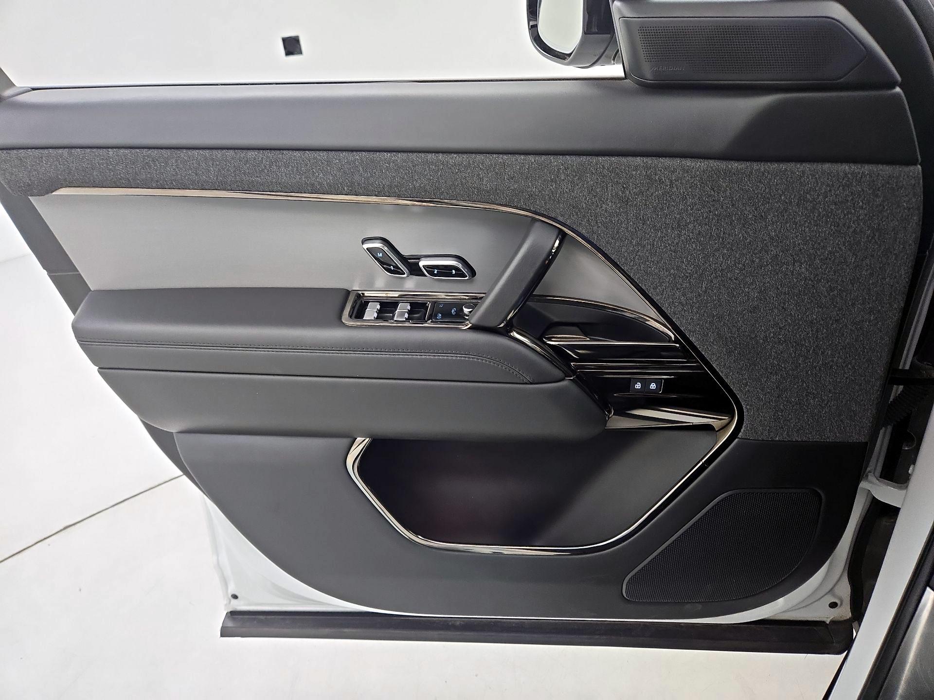 Thumbnail: 2024 Land Rover Range Rover Sport - 12